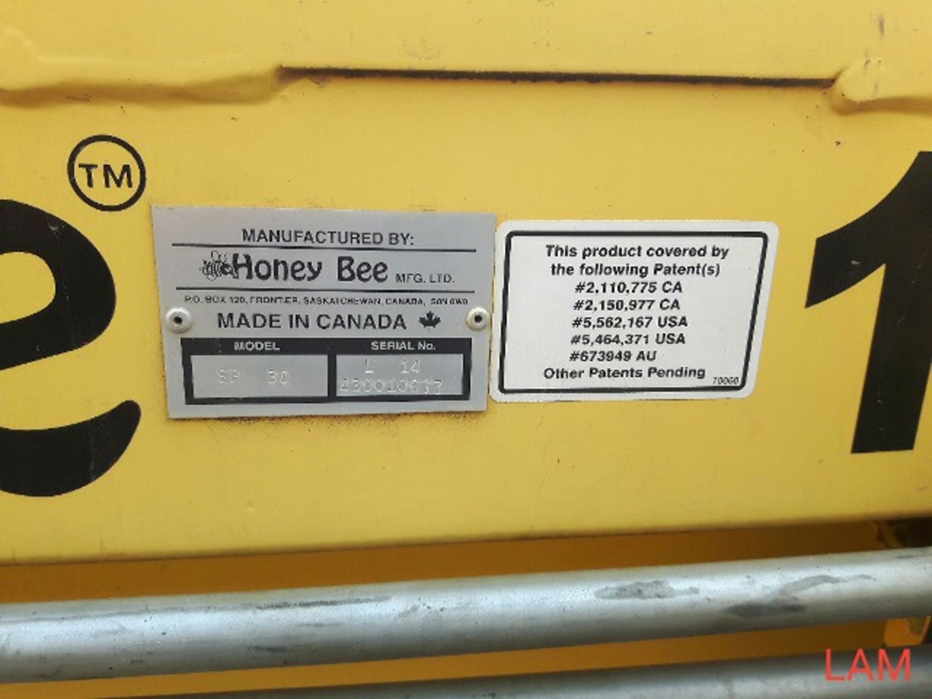 2002 SP 30 Honey Bee 30 FT Straight Cut Header sn H21 430000525, Factory Transport - Image 4 of 16