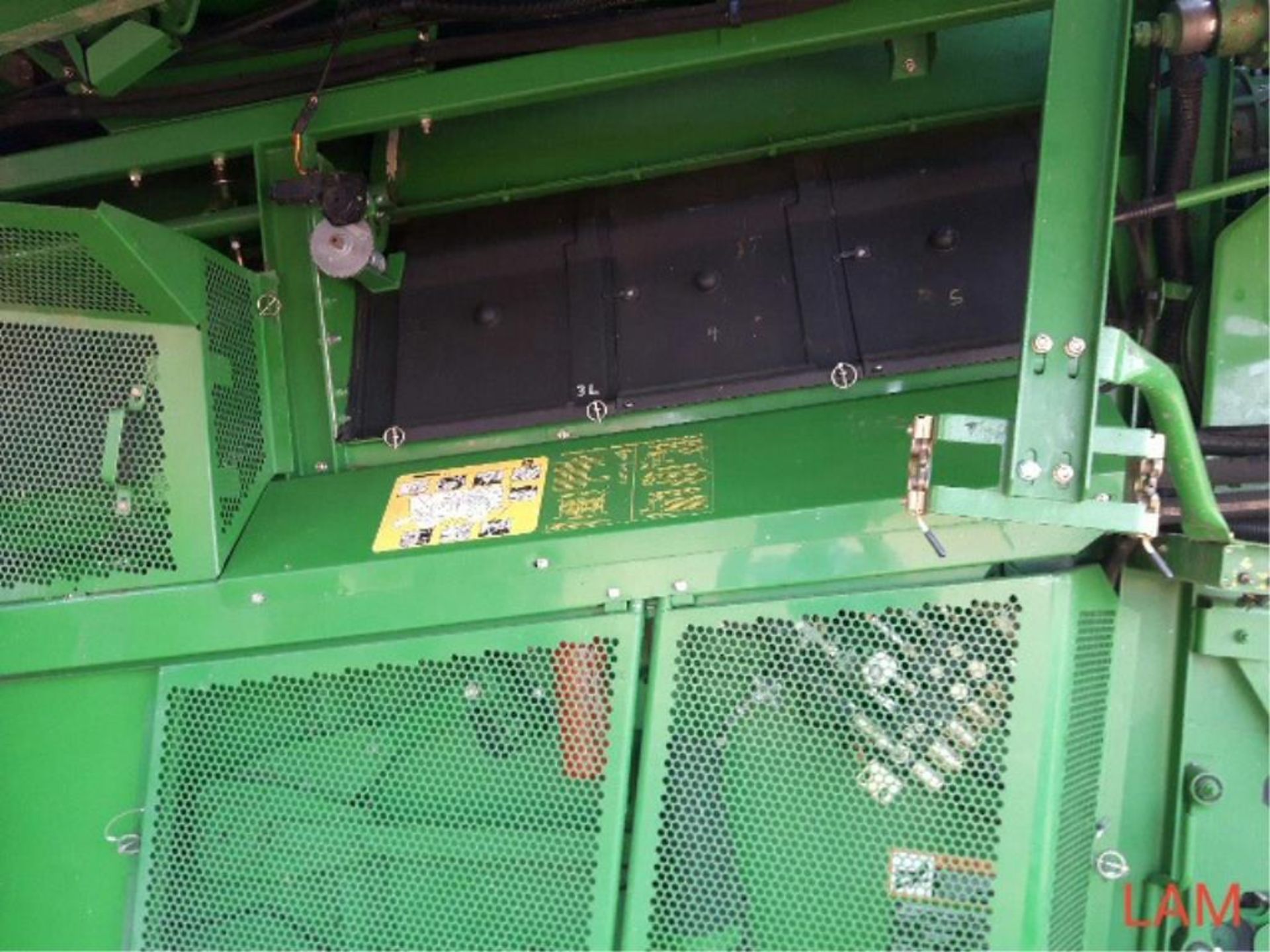 2001 STS 9650 JD Combine sn H09650S692245 3763 eng hrs, 3000 sep hrs, 800/65 R32 fr, 1.4-26 rr, c/ - Image 22 of 30