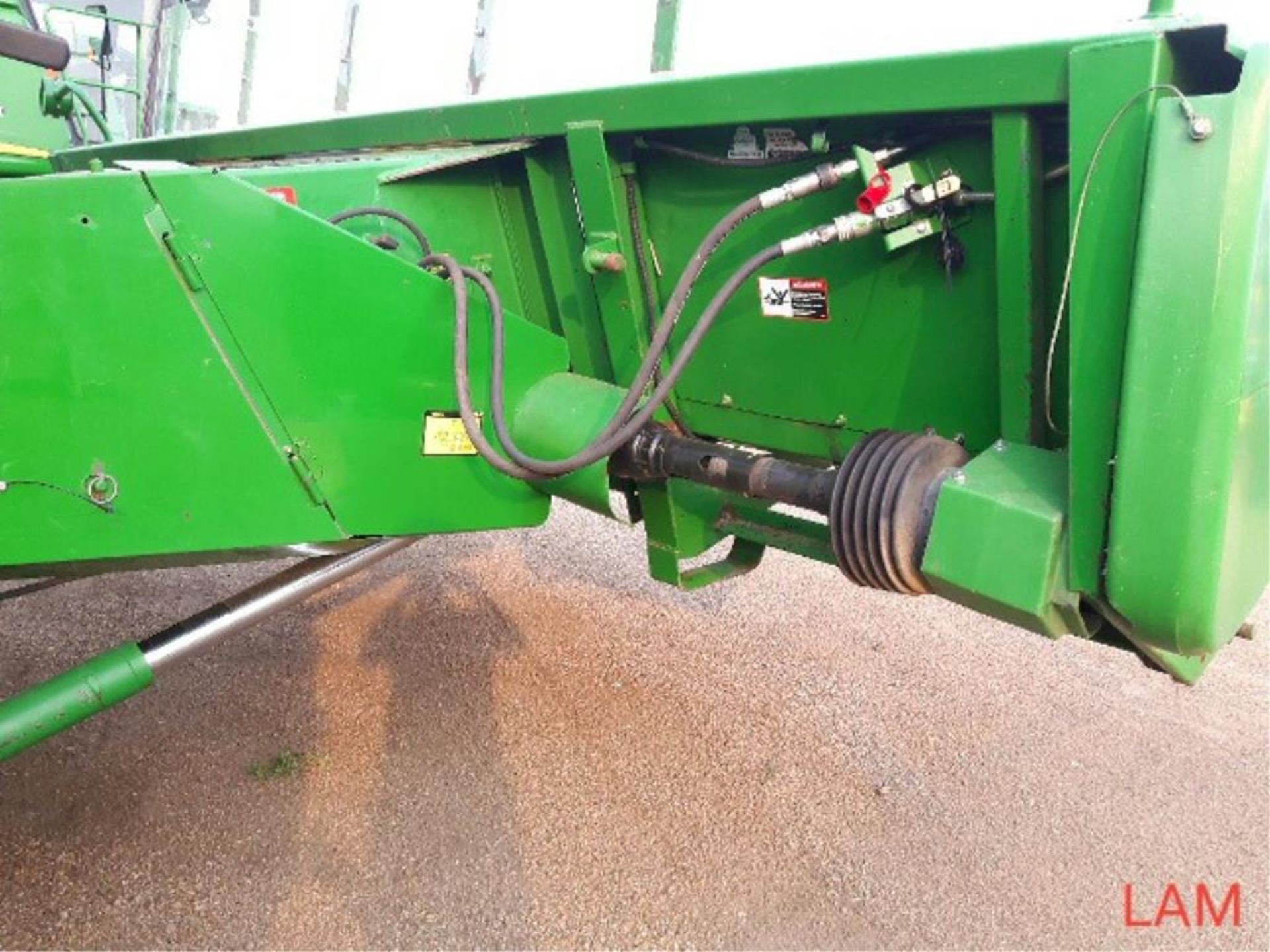 2002 9750 STS JD Combine sn H09750S696343 3889 eng hrs, 2801 thres hrs, Good Rubber!, 20.8/38 Dual - Image 7 of 31