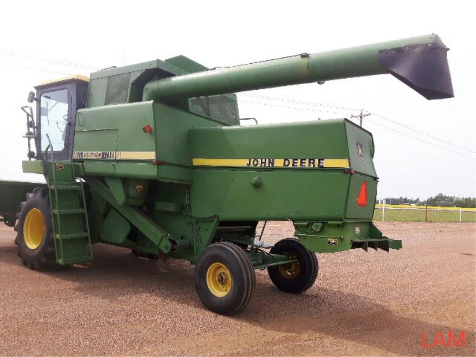 6620 JD Combine 3851hrs, St Trans, Grain Loss Monitor - Image 14 of 27
