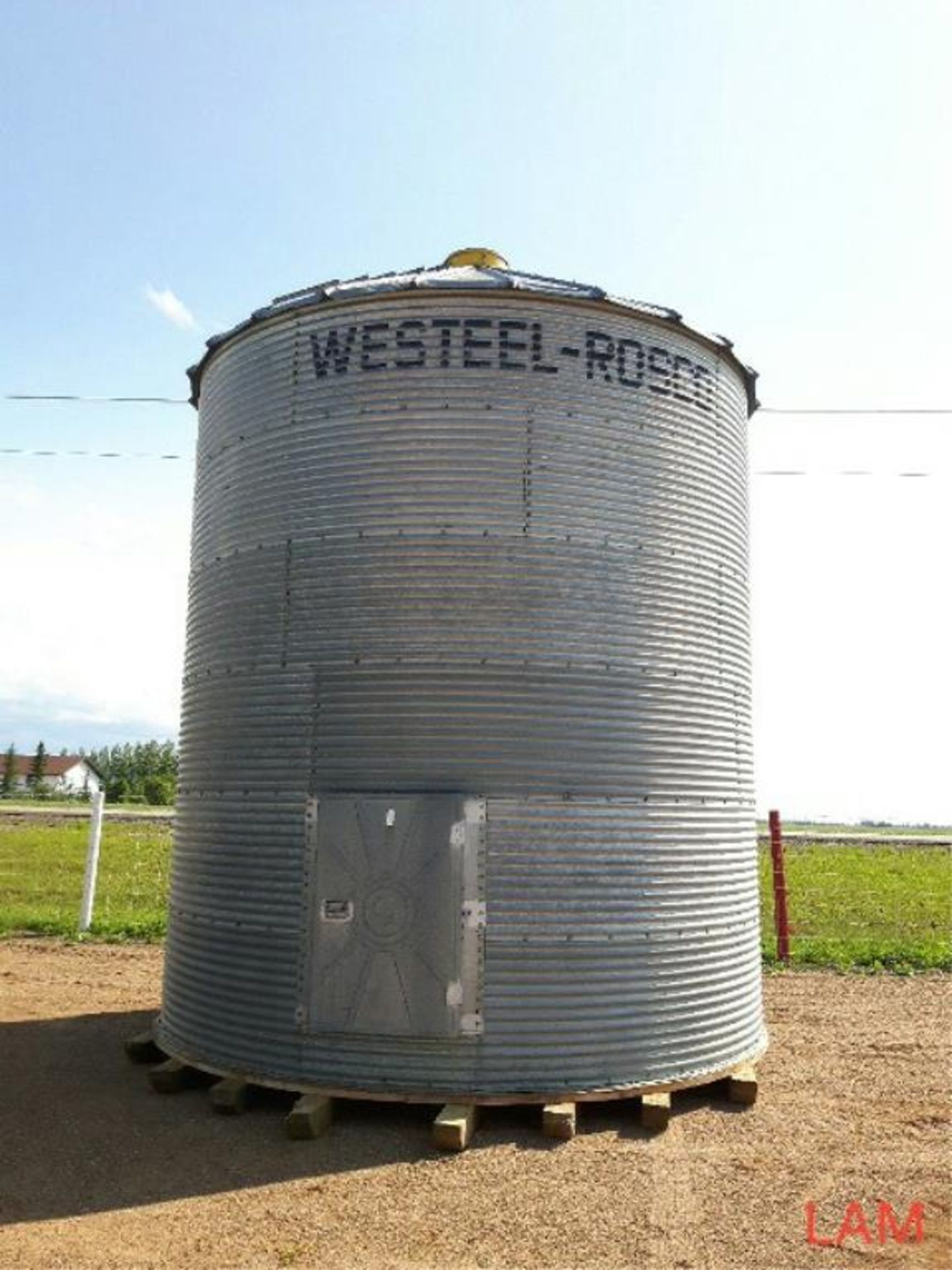 2000bu 14FT x 6-Ring Westeel Rosco Grain Bin New Floors, & Aeration