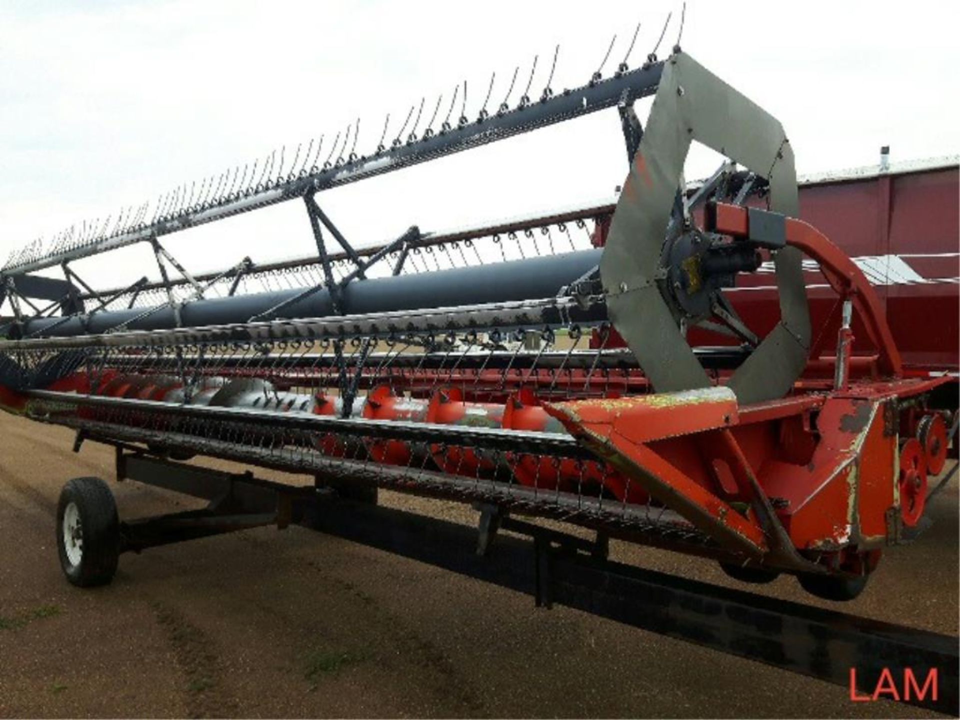 25 FT Massey Ferguson Straight Cut Header w/Pickup Reel, to fit 8460 Massey Ferguson Combine