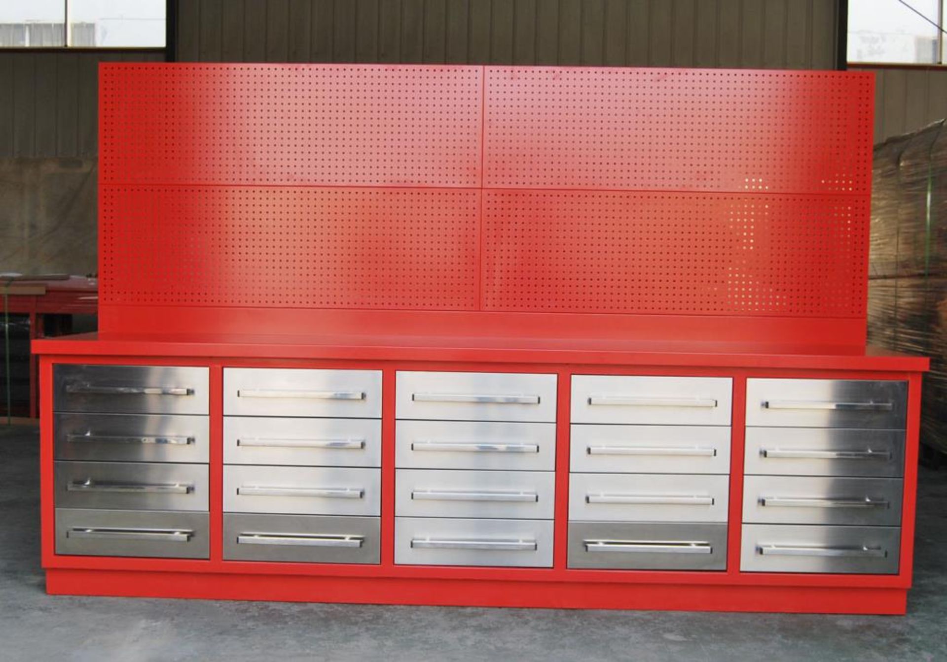 10FT 20 Drawer Heavy Duty Metal Work Bench with hanging peg board c/w 40” high hanging peg board,