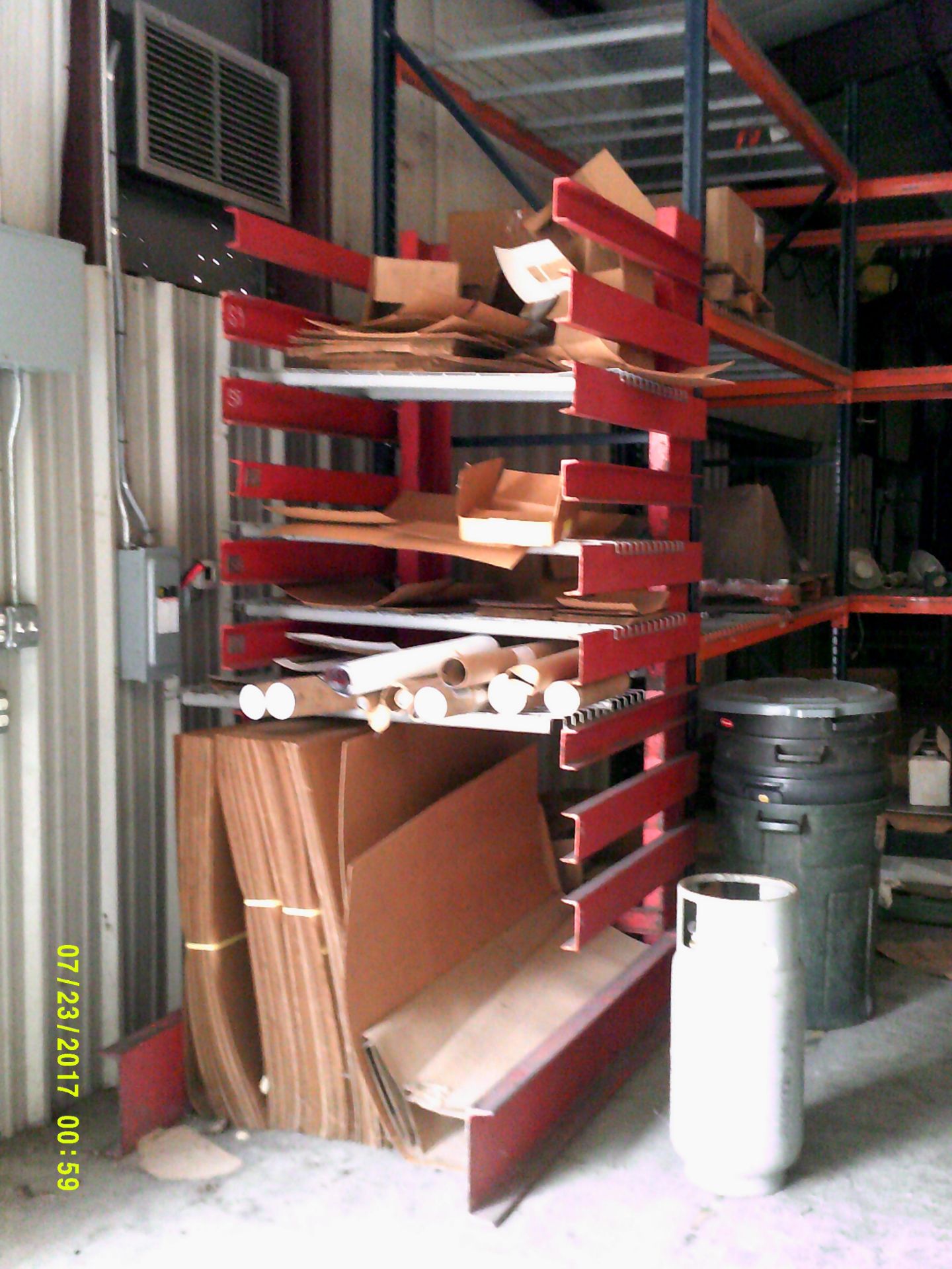 3 sections of pallet racking, jet pallet jack, rolling book cart, etc. - Bild 5 aus 5