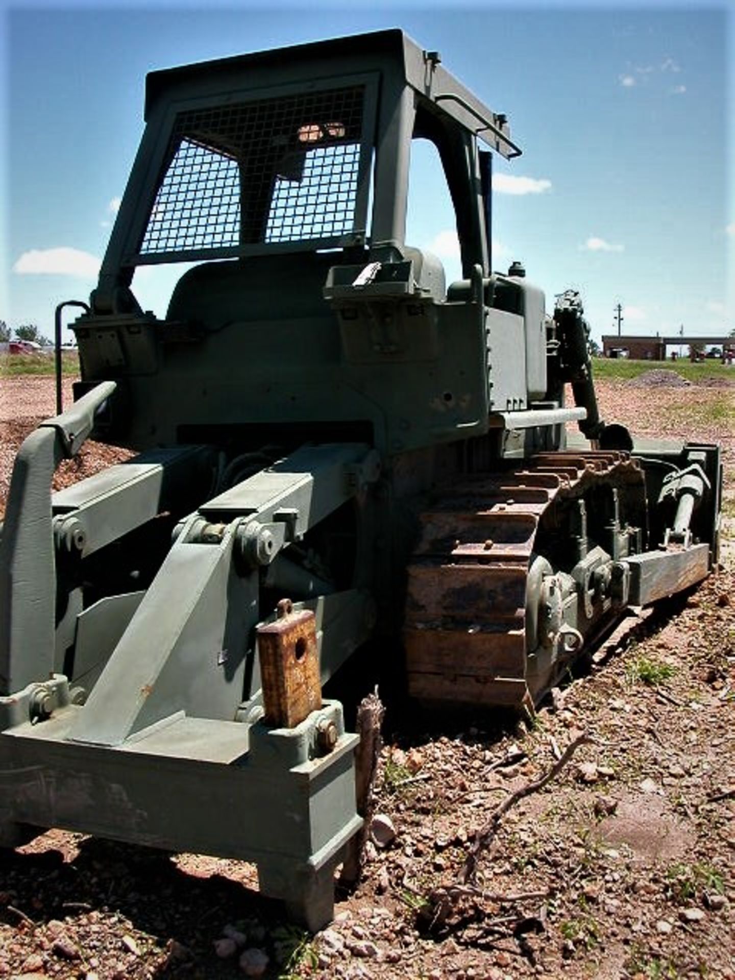 Caterpillar D7G - Military Model DVO59 - Excavator with ONLY (79) Hours! - Image 4 of 21