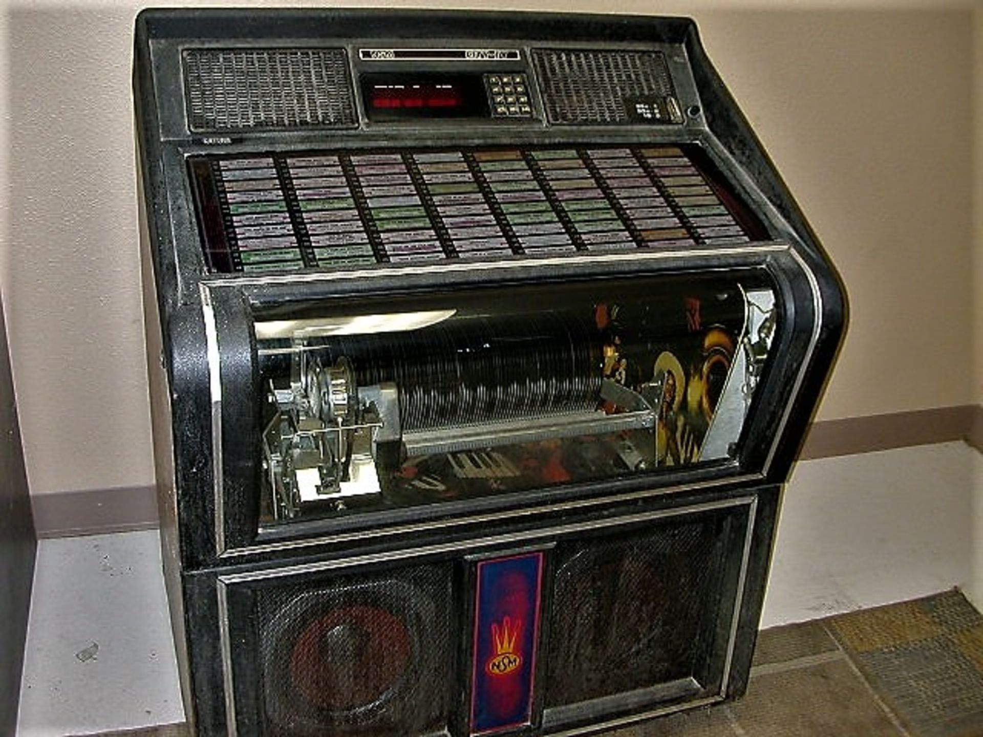 NSM City - IV 45 Record Coin Operated Juke Box