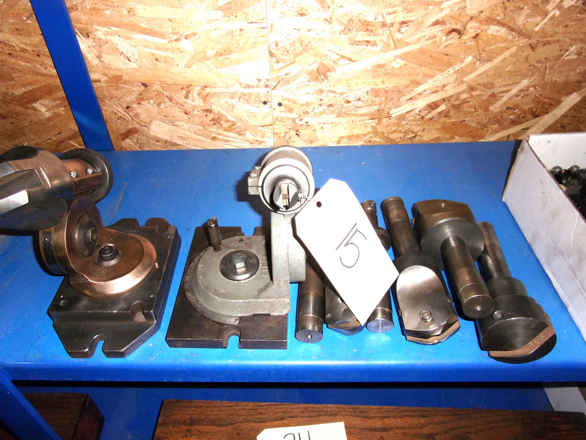 (2) SPADE BLADE GRINDING FIXTURES, (1) MADISON, (1) MUSKEGON WITH HOLDERS