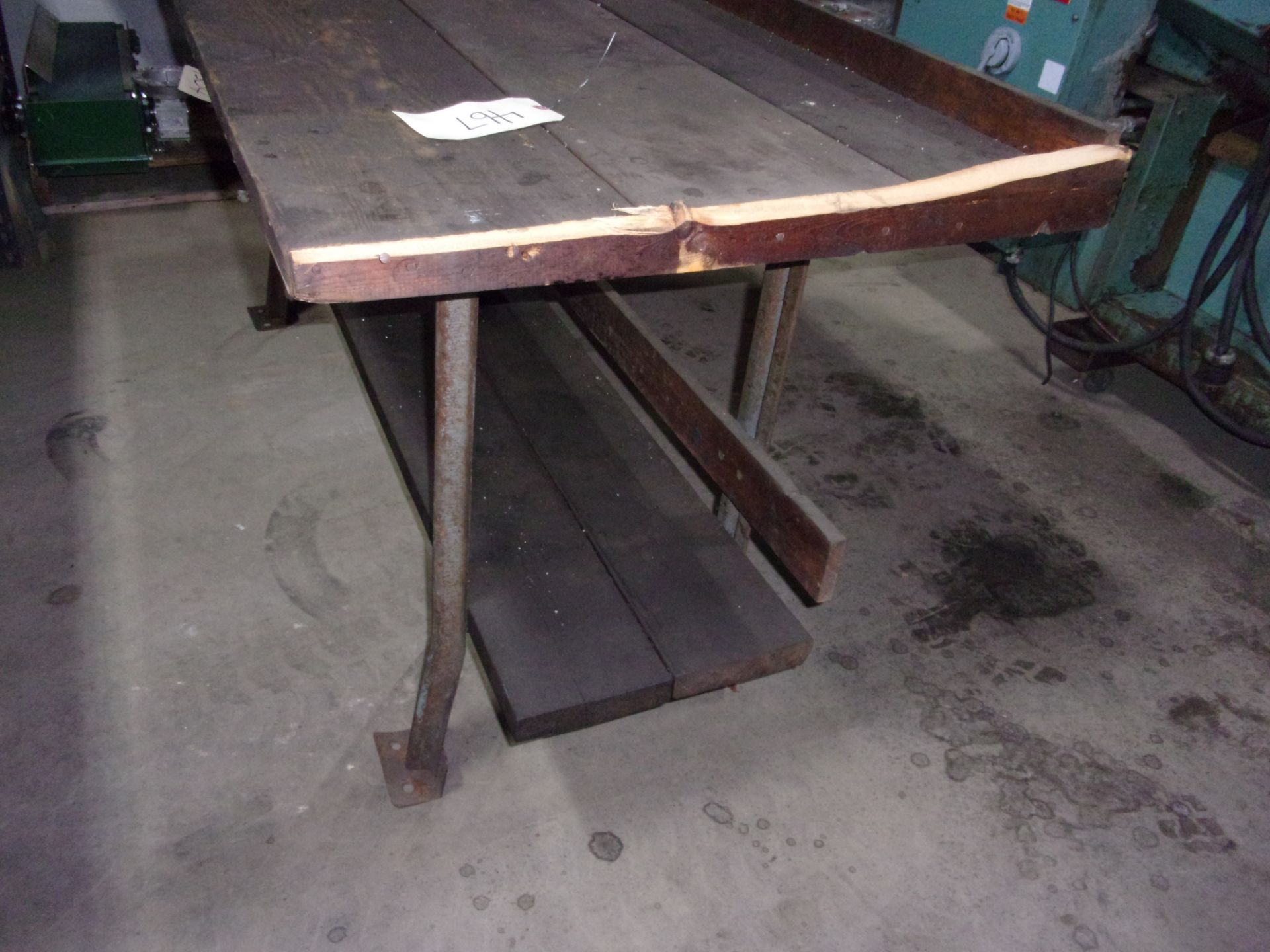 WOOD TOP, METAL LEGS SHOP BENCH - Bild 2 aus 2