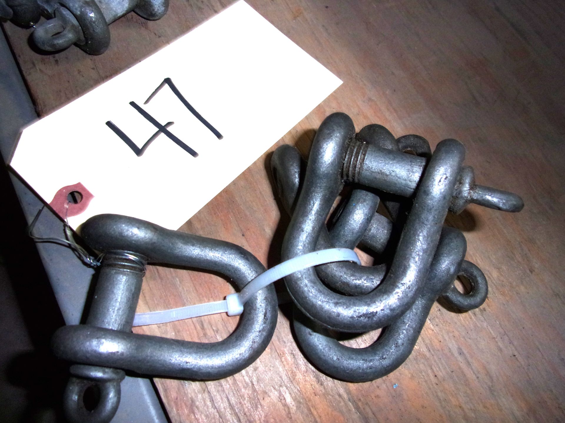 LOT OF (4) SHACKLES
