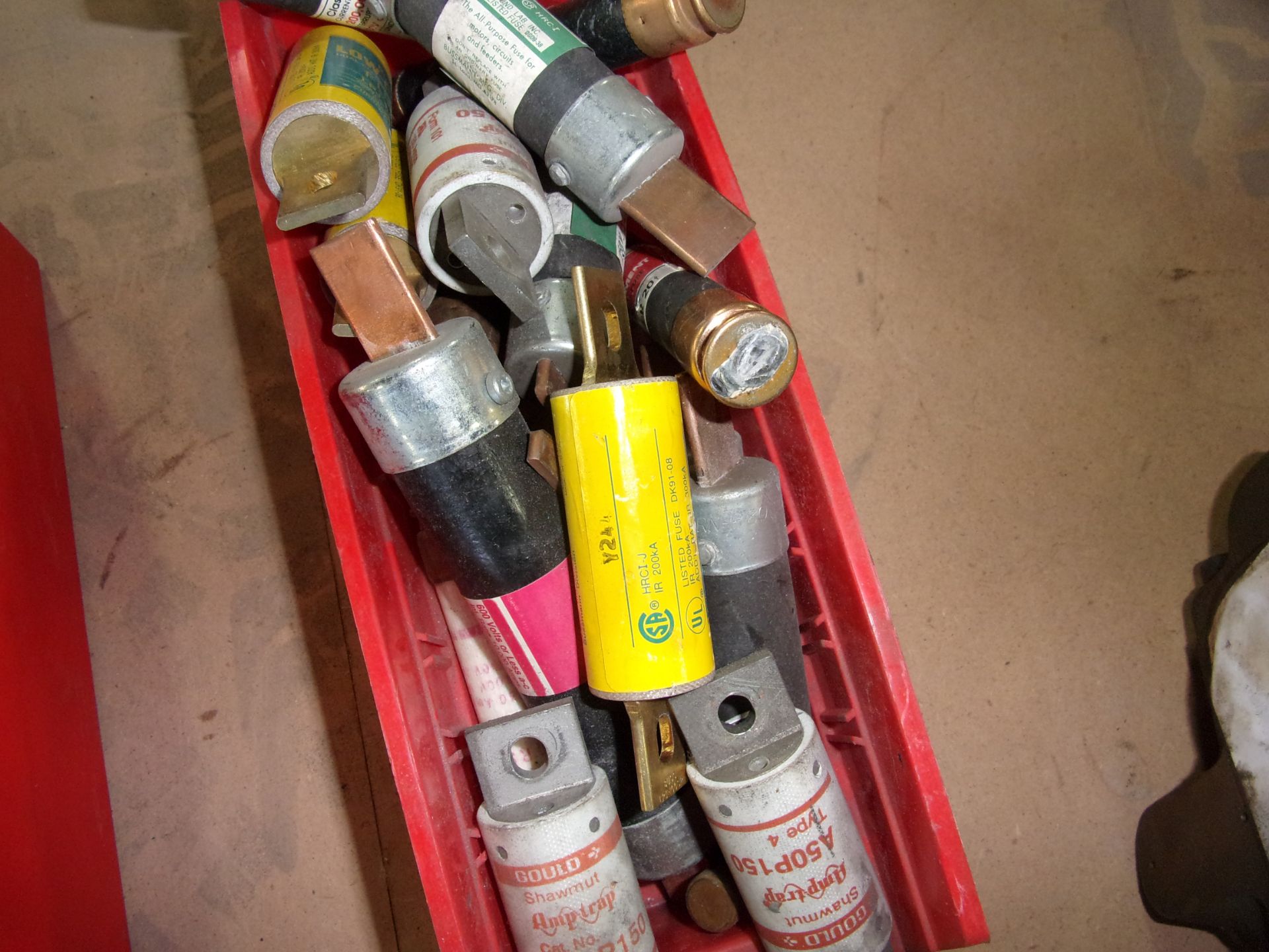 LOT OF FUSES - Image 2 of 2