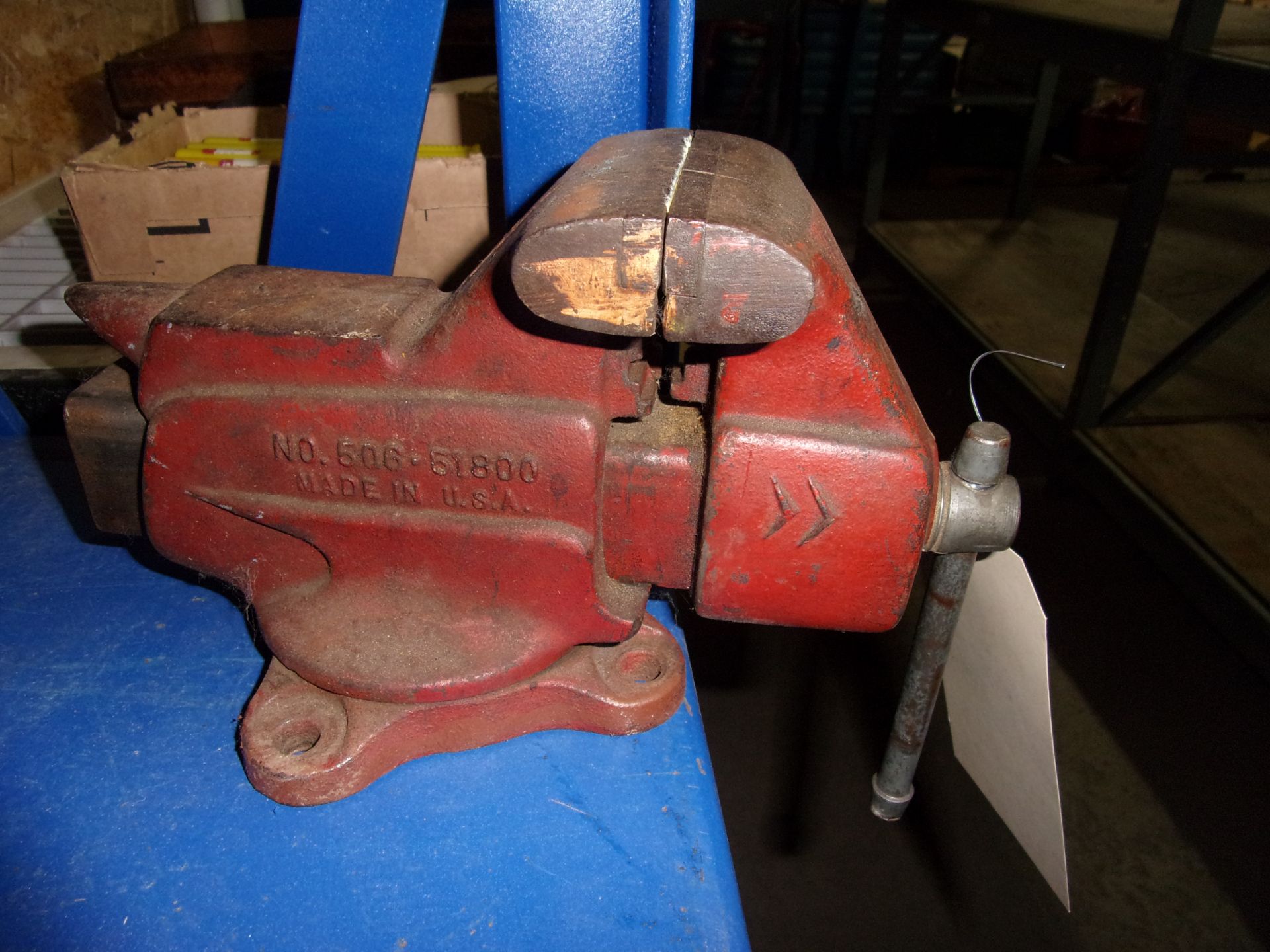 3-1/2" CRAFTSMAN BENCH VISE - Image 2 of 3