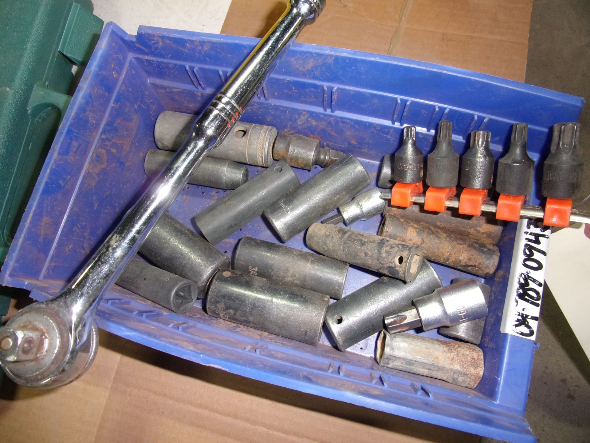 LOT OF IMPACT SOCKETS AND TORX BITS SOCKETS AND 1/2" RACHETT - Image 2 of 2