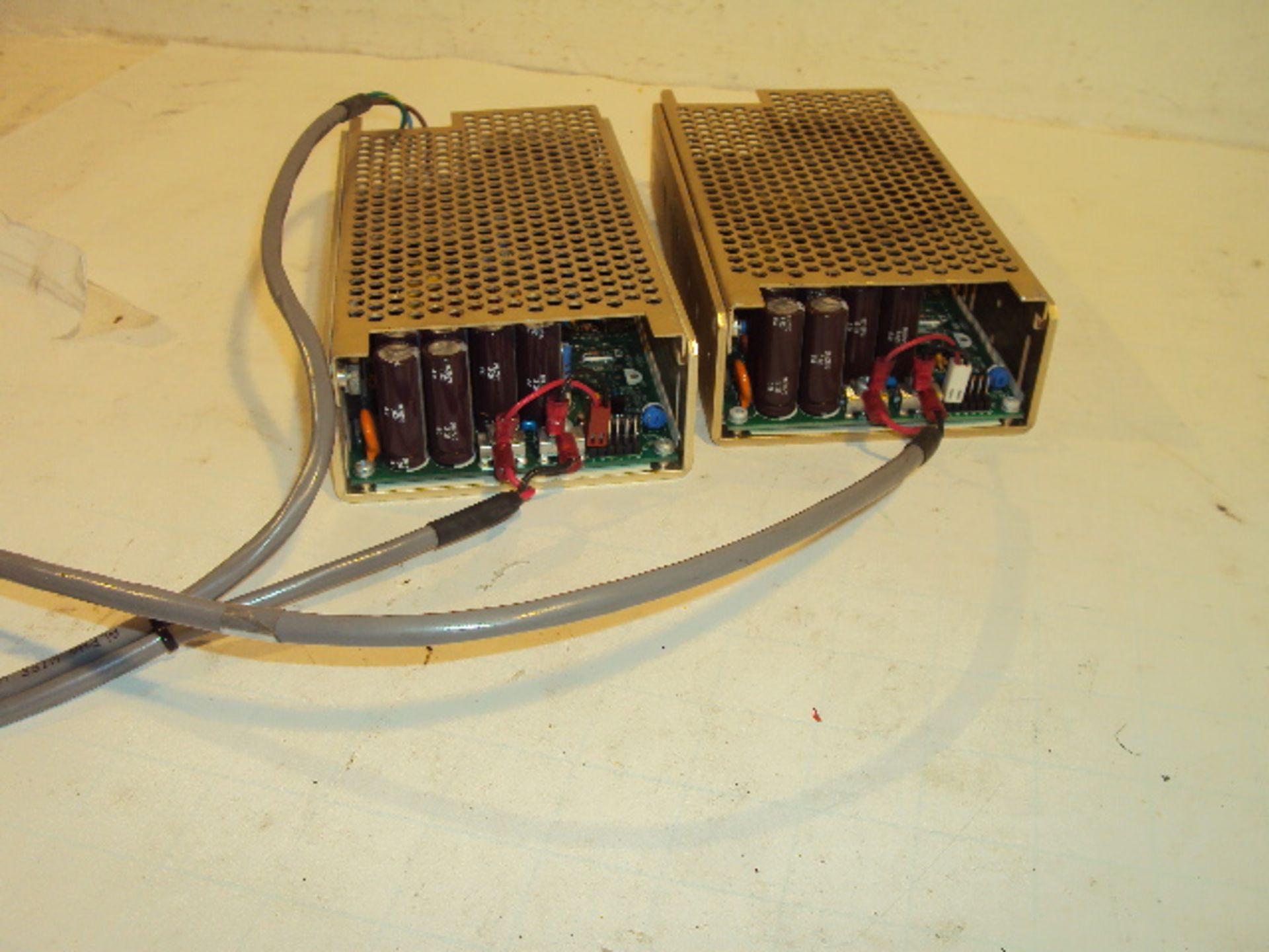 (2) Integrated Power Designs CE-150-1005 Power Supplies - Image 5 of 5