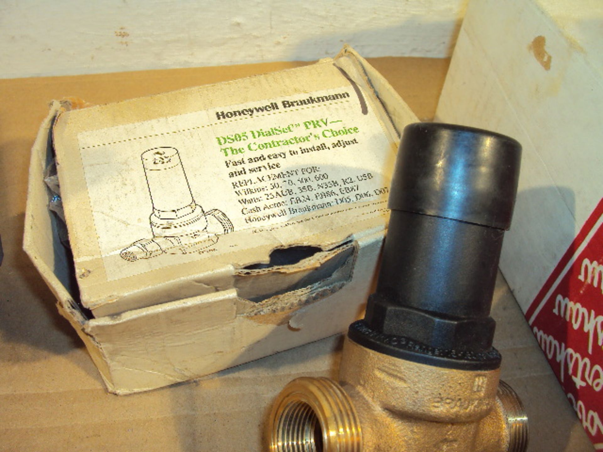 (5) Assorted Hot Water Valves and Controls as a lot - Image 3 of 6