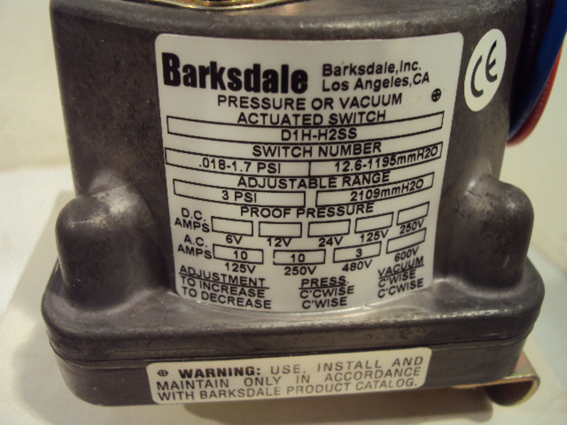 (3) Assorted Pressure Switches Square D & Barksdale - Image 7 of 7