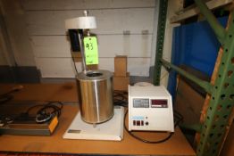Paar Pressure Reac App 1000 ML Pressure Reactor, Model 4521, S/N 10333, 115 V with Mixer and Parr
