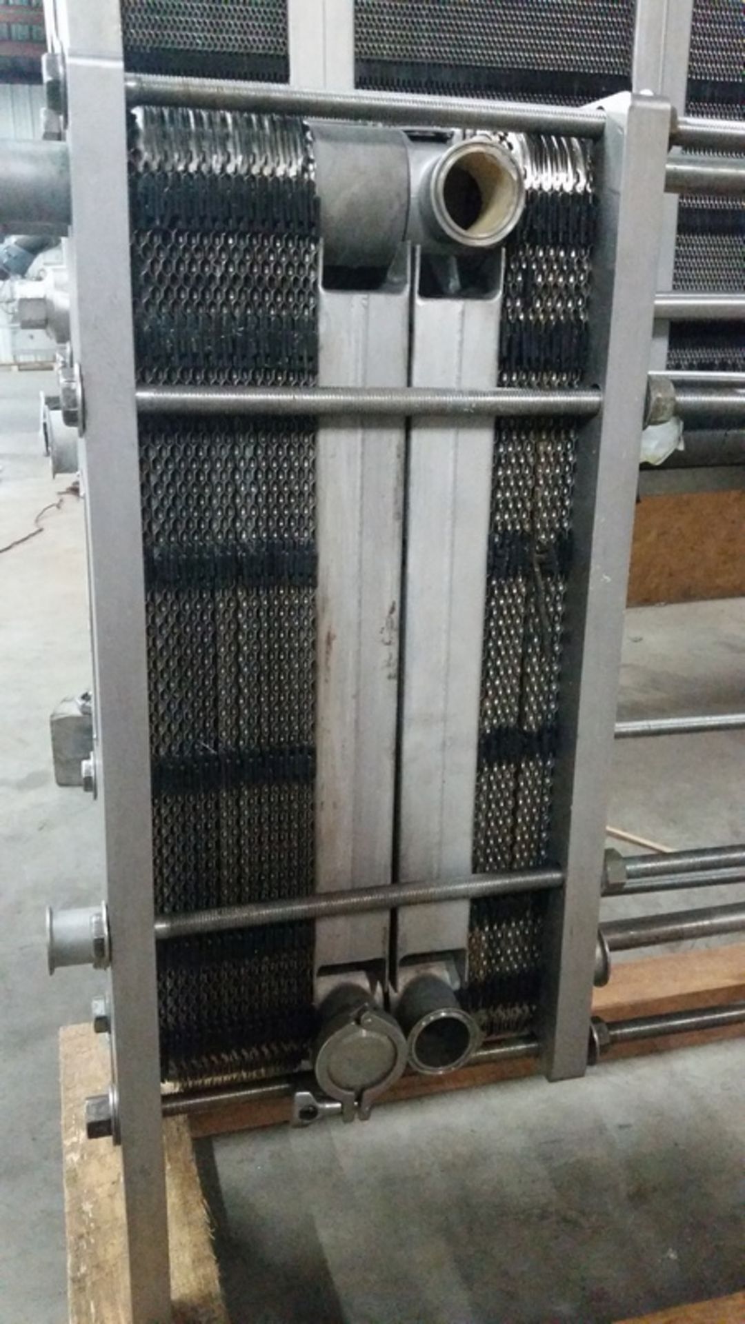 Tetra Pak Plate and Frame Heat Exchanger Model: MS6-SR Serial: 30105-68914 Year: 2003Manufactured by - Image 2 of 4