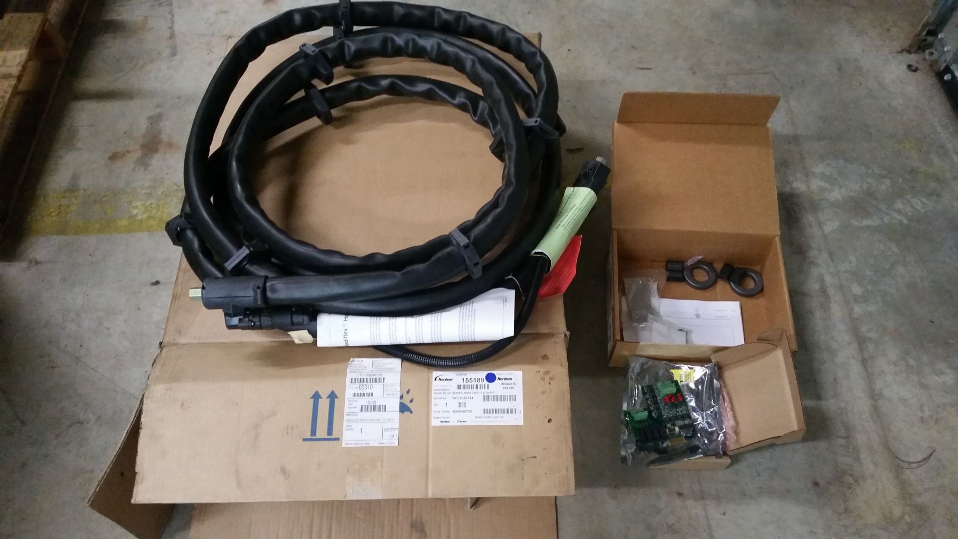 Nordson Glue Unit Hose and Kit S/N: AN09H66954 Kit: AN07C Year: 2011Brand New in Box (Located in NC)