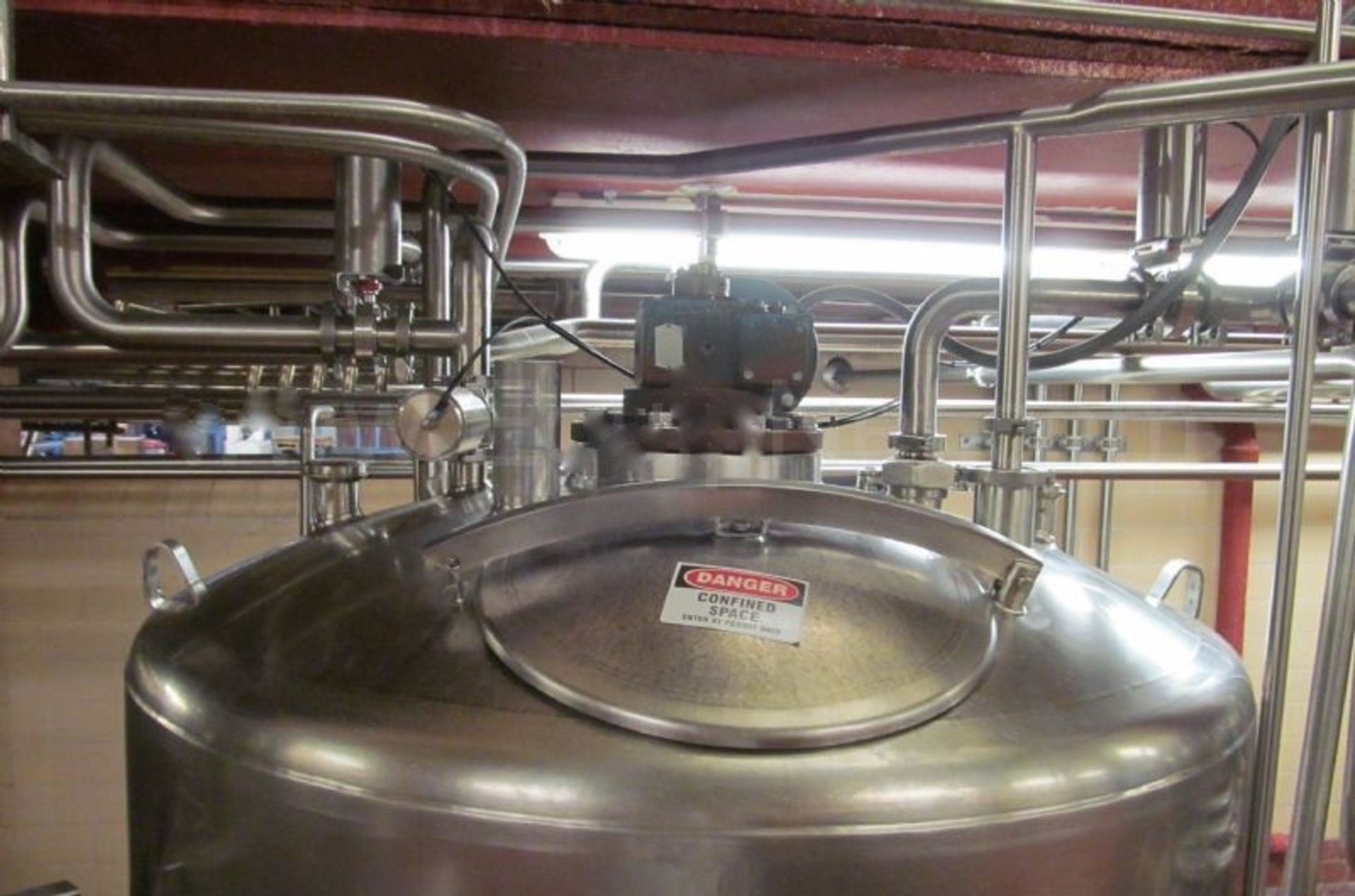 500 Gallon Stainless Steel Jacketed Processing TankJacketed Tank – last used in food processing - Image 2 of 4