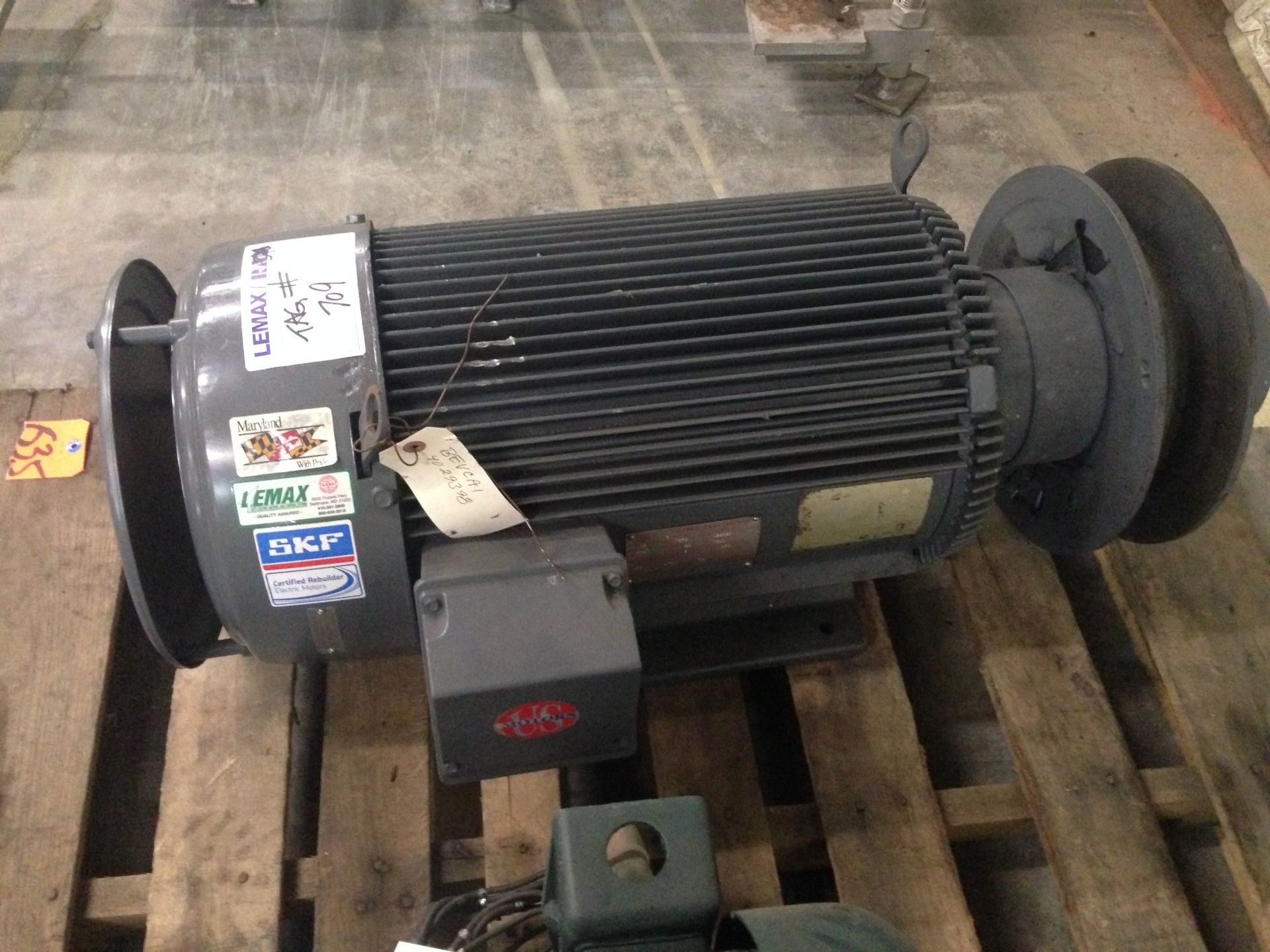 US Motor 25HP for Angelus 120L Seamer 1770RPM Model: T811 (Located in NC) ***FBEV*** - Image 3 of 4
