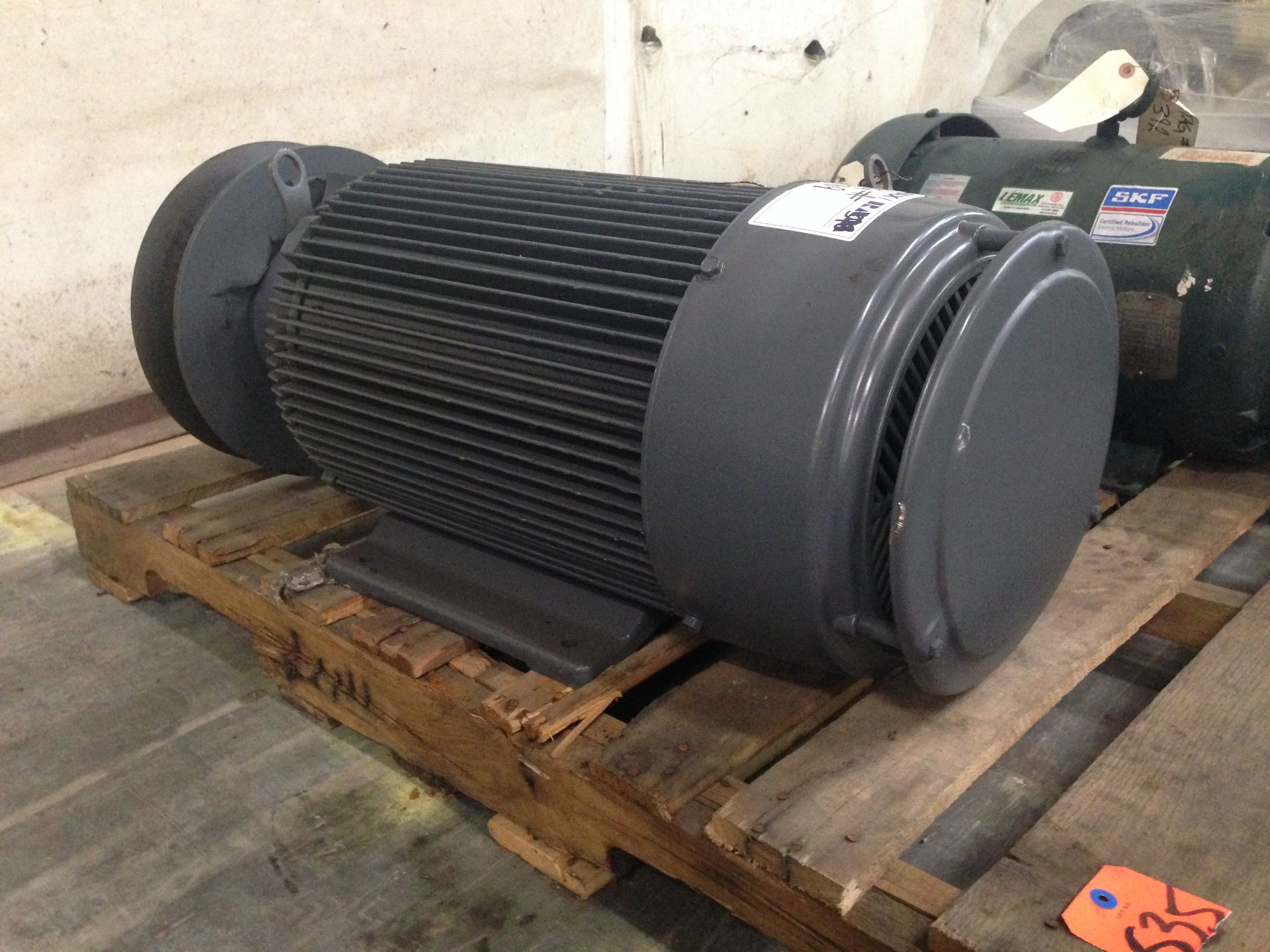 US Motor 25HP for Angelus 120L Seamer 1770RPM Model: T811 (Located in NC) ***FBEV*** - Image 2 of 4