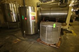 1,020 Gal. S/S Brew Tank, with 4' L x 5' High S/S Filter Basket, Mounted on S/S Legs