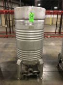 Sharpsville 410 Liter S/S Container, with 14.9 PSI Working Pressure, with Top Manway, and 2.5"