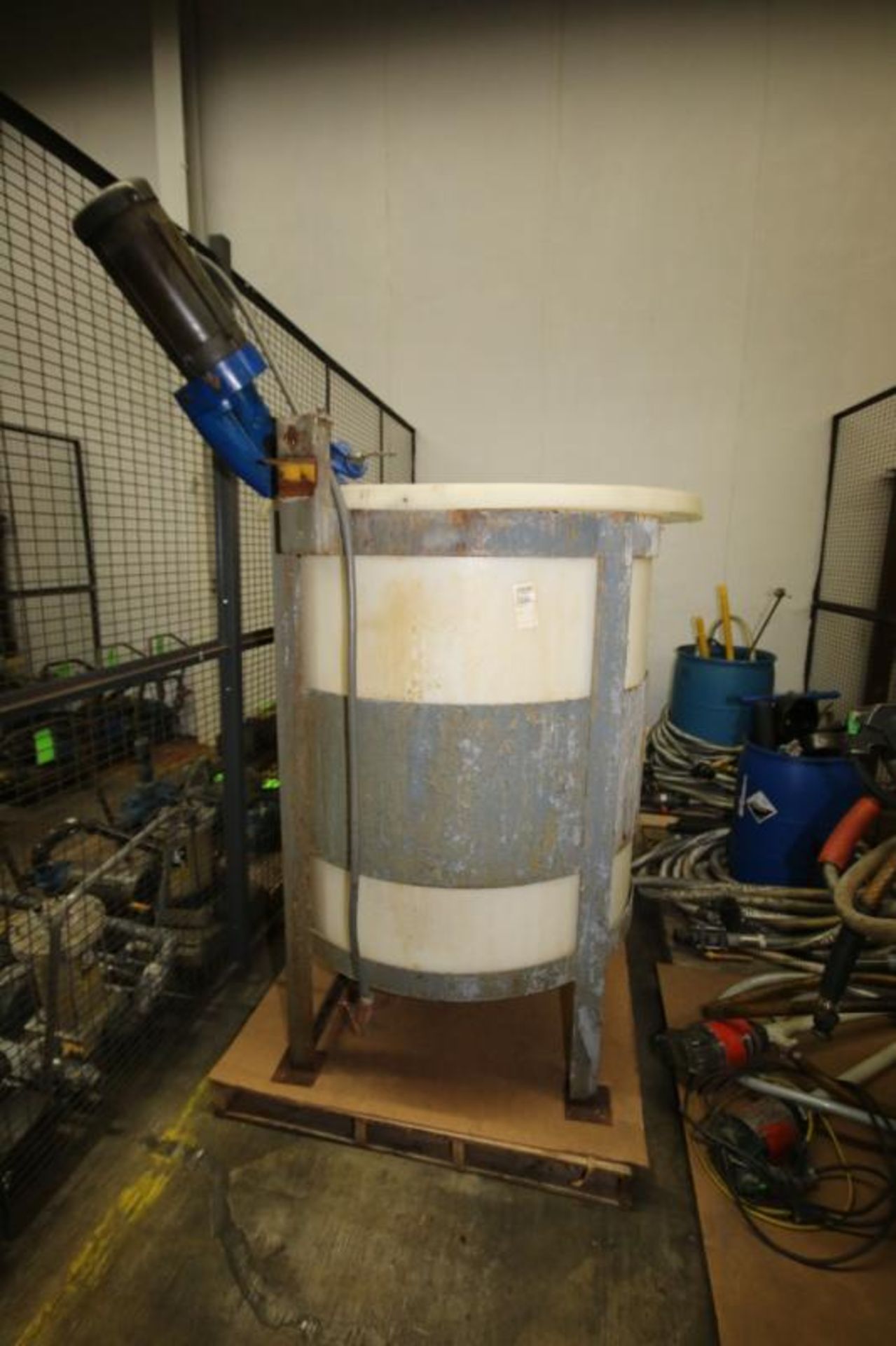 Aprox. 300 Gal. Vertical Poly Tank, with 1 hp Dual Prop Agitator, Mounted on Legs, LOCATED IN - Image 3 of 3