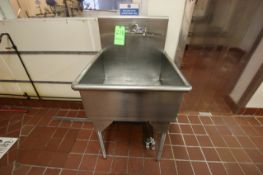 Single Bowl S/S Sink with Foot Pedals, 24" L x 24" W x 12" D