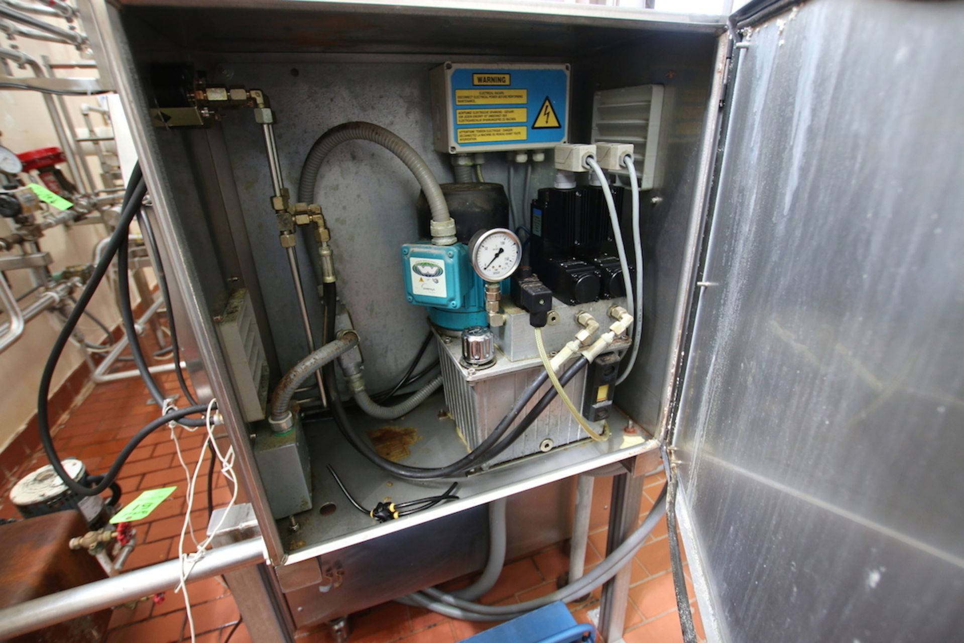 APV 25 HP 3-Piston 2-Stage Homogenizer, Type 24-3B, S/N 1-01,624, Max. Pressure 210 - Image 3 of 9