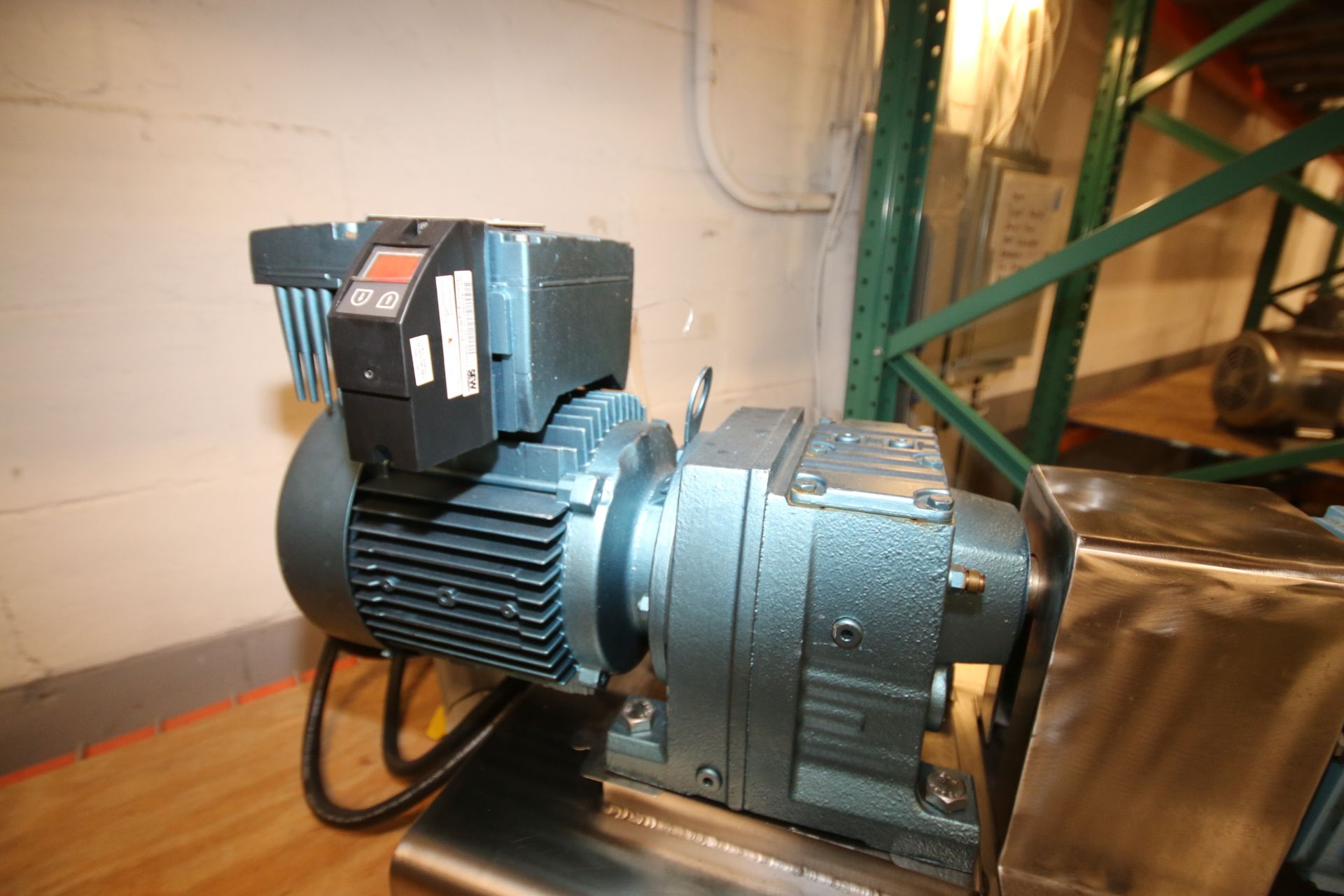 Waukesha-Cherry Burrell 2 hp Positive Displacement Pump, Model 006, S/N 285104-01 with 1-1/2" - Image 3 of 3