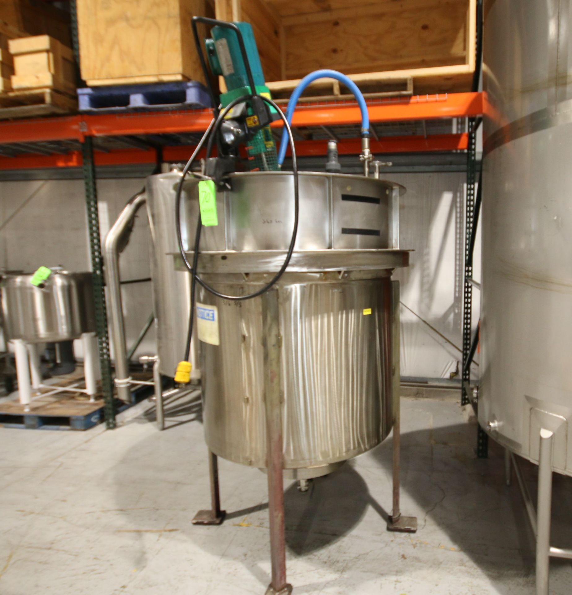 Aprox. 260 Gal. S/S Chemical Mixing Tank, 316 S/S with Vektor .25 hp Lightnin Mixer, 1725 RPM, 230/