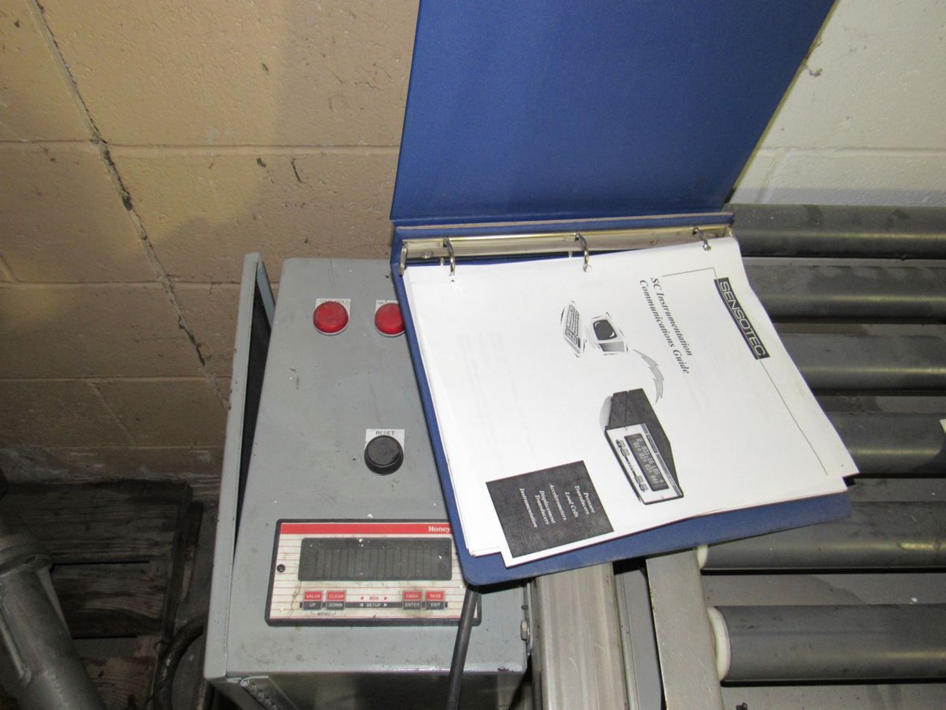 Stainless Steel Roller Conveyor on Load Cells and Sensotec Controller on casters (Rigging and - Image 2 of 5