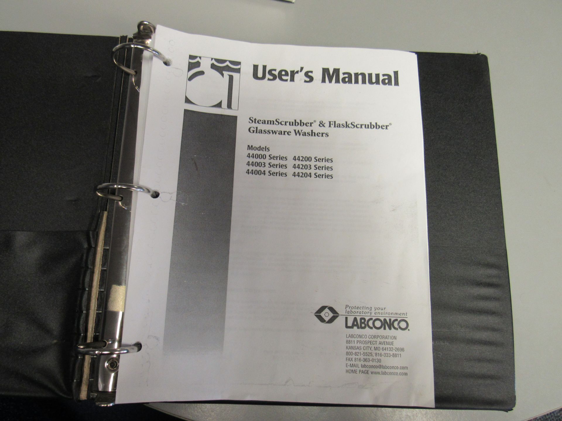 Massman Side-tab Sealer, Model # 108-OTCT, S/N 940825, side flange sealer for bliss-style box / - Image 7 of 7