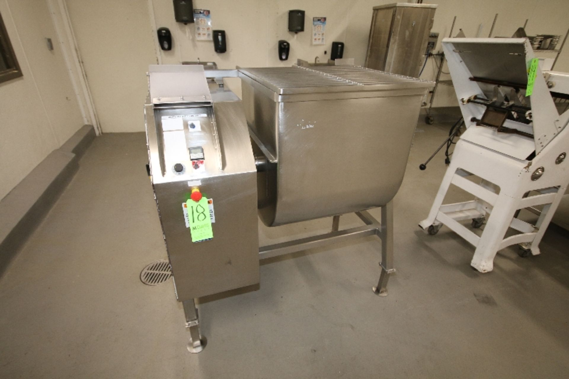 DFE S/S Paddle Mixer, with Tilt Capabilities, Mounted on S/S Frame, with Lenze VFD, Blending