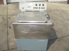 SORVALL GENERAL PURPOSE, AUTOMATIC REFRIGERATED CENTRIFUGE. RC-3, SERIAL #: 7601546