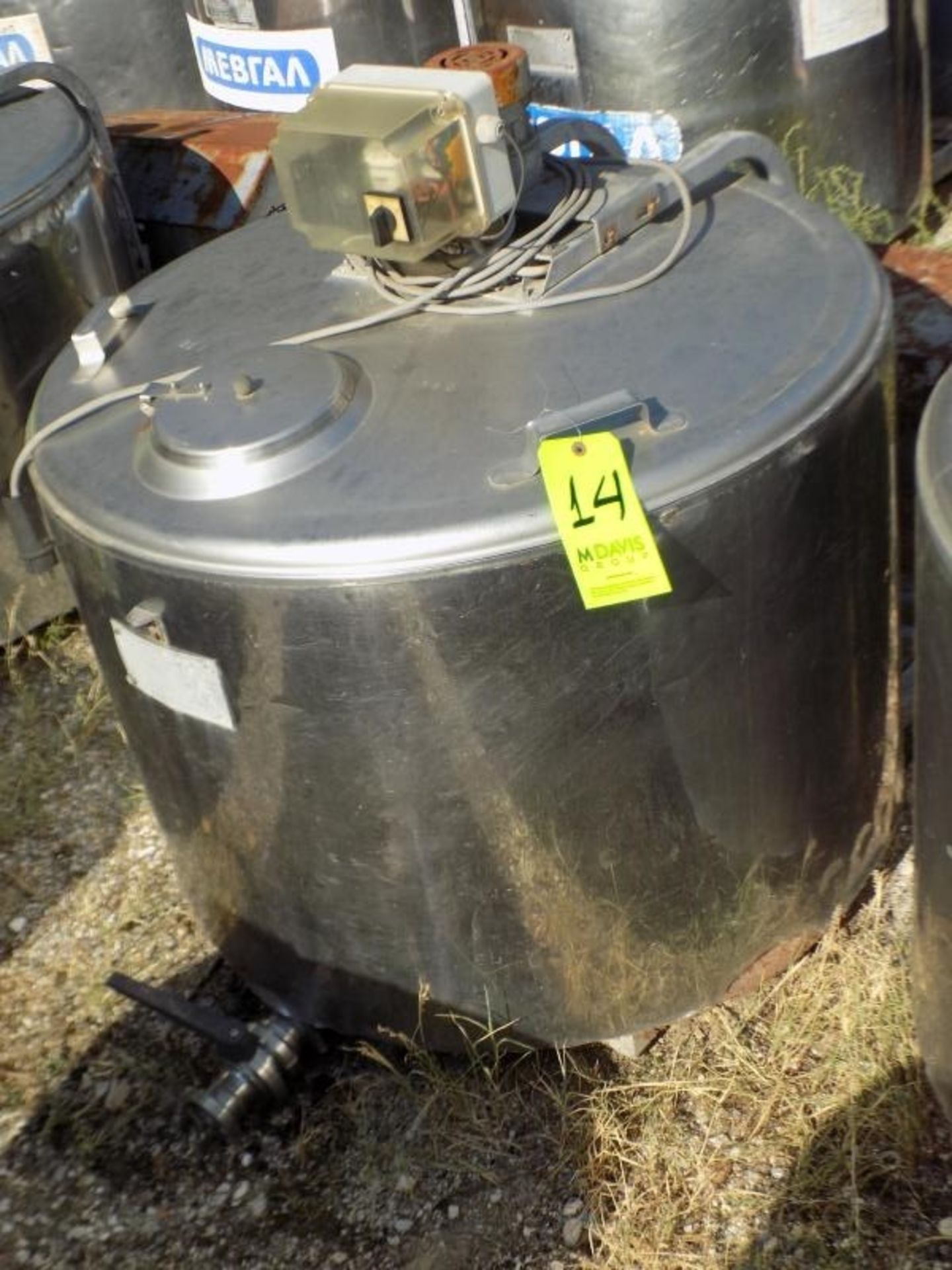 Japy Aprox. 320 L/85 Gal. Jacketed S/S Farm Tank with Hinged Lid, Twin Blade Prop, Motor with