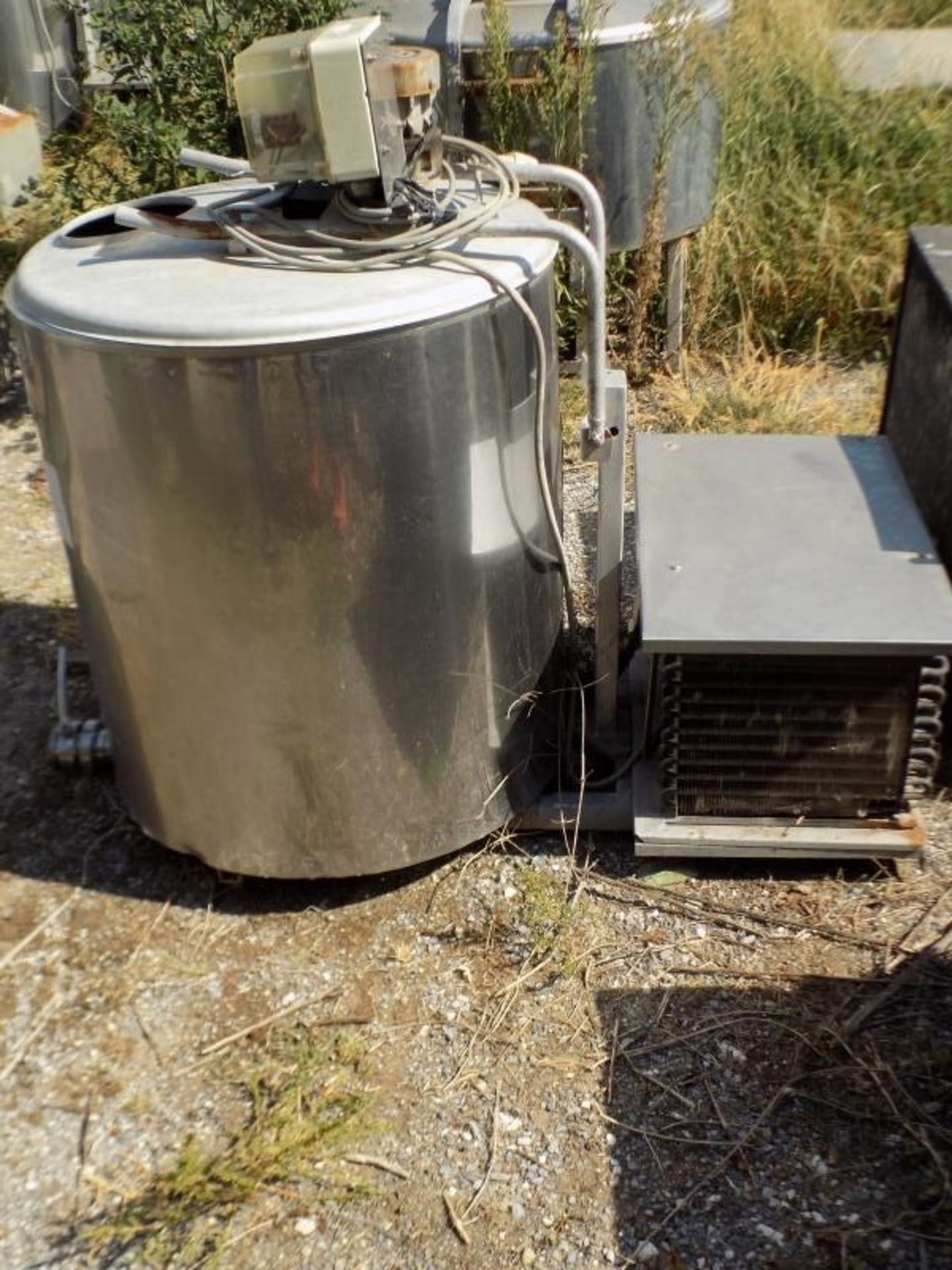 Japy Aprox. 320 L/85 Gal. Jacketed S/S Farm Tank with Hinged Lid, Twin Blade Prop, Motor with - Image 4 of 4