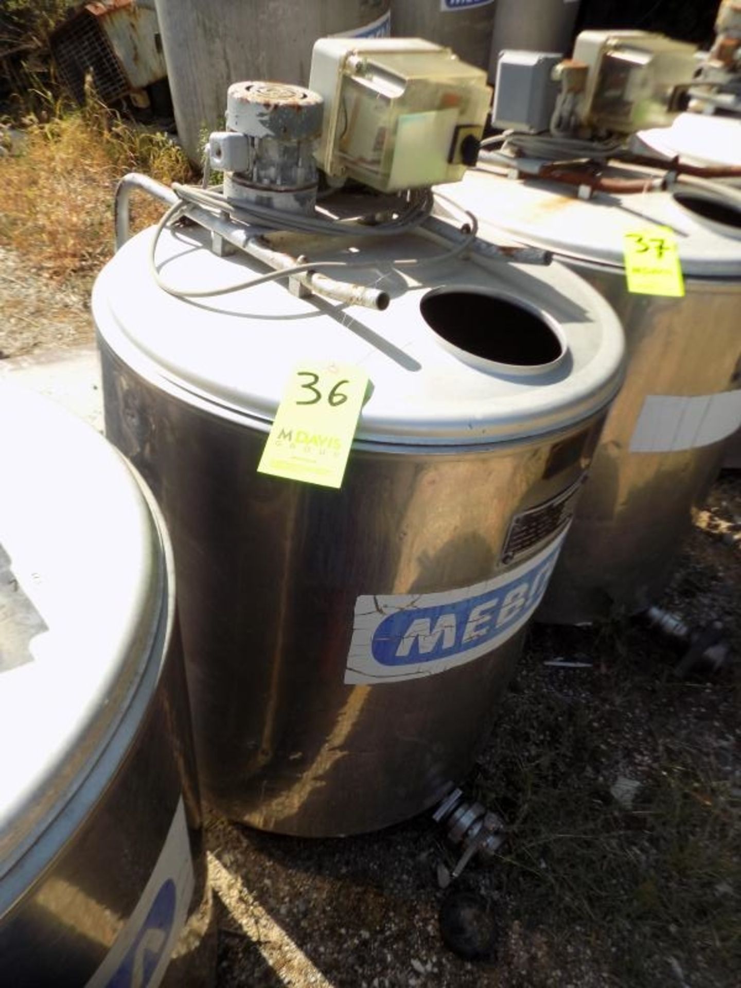 Japy Aprox. 320 L/85 Gal. Jacketed S/S Farm Tank with Hinged Lid, Twin Blade Prop, Motor with