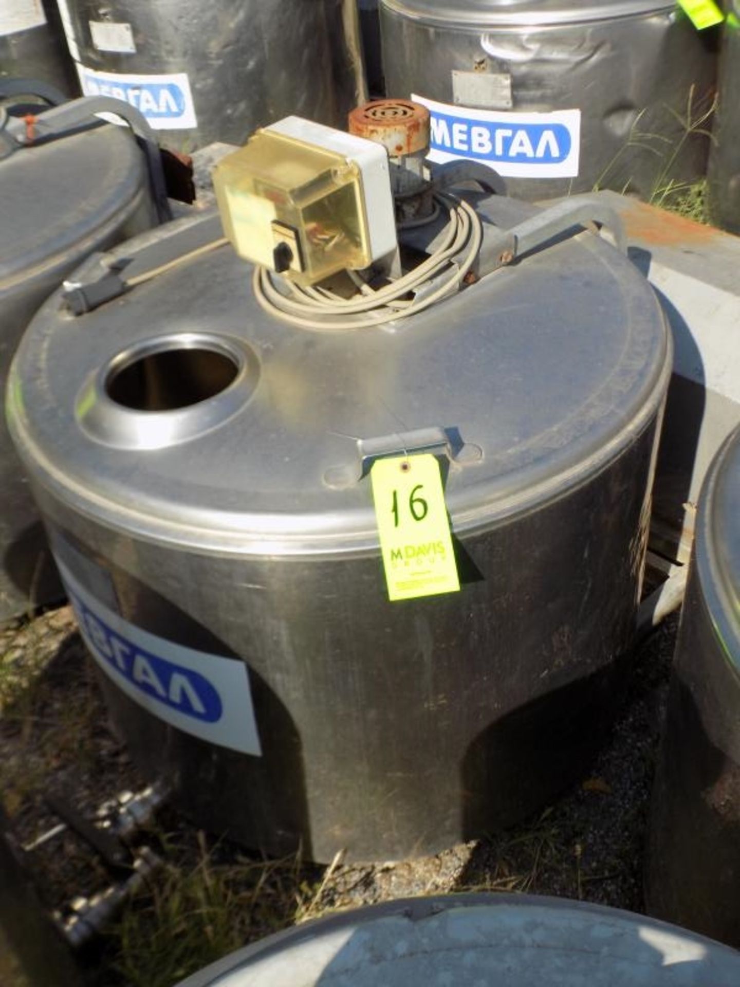 Japy Aprox. 320 L/85 Gal. Jacketed S/S Farm Tank with Hinged Lid, Twin Blade Prop, Motor with