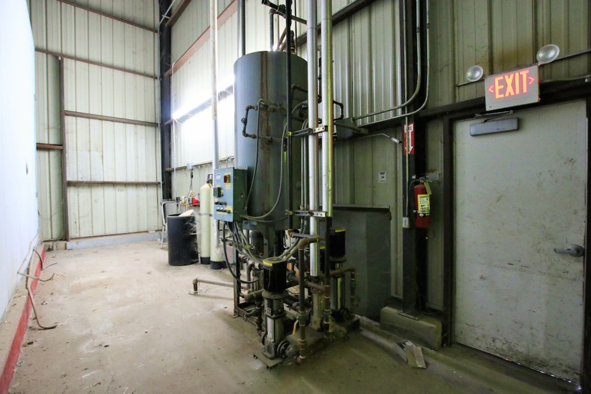 Boiler Dearator with (4) Grundfos Pumps