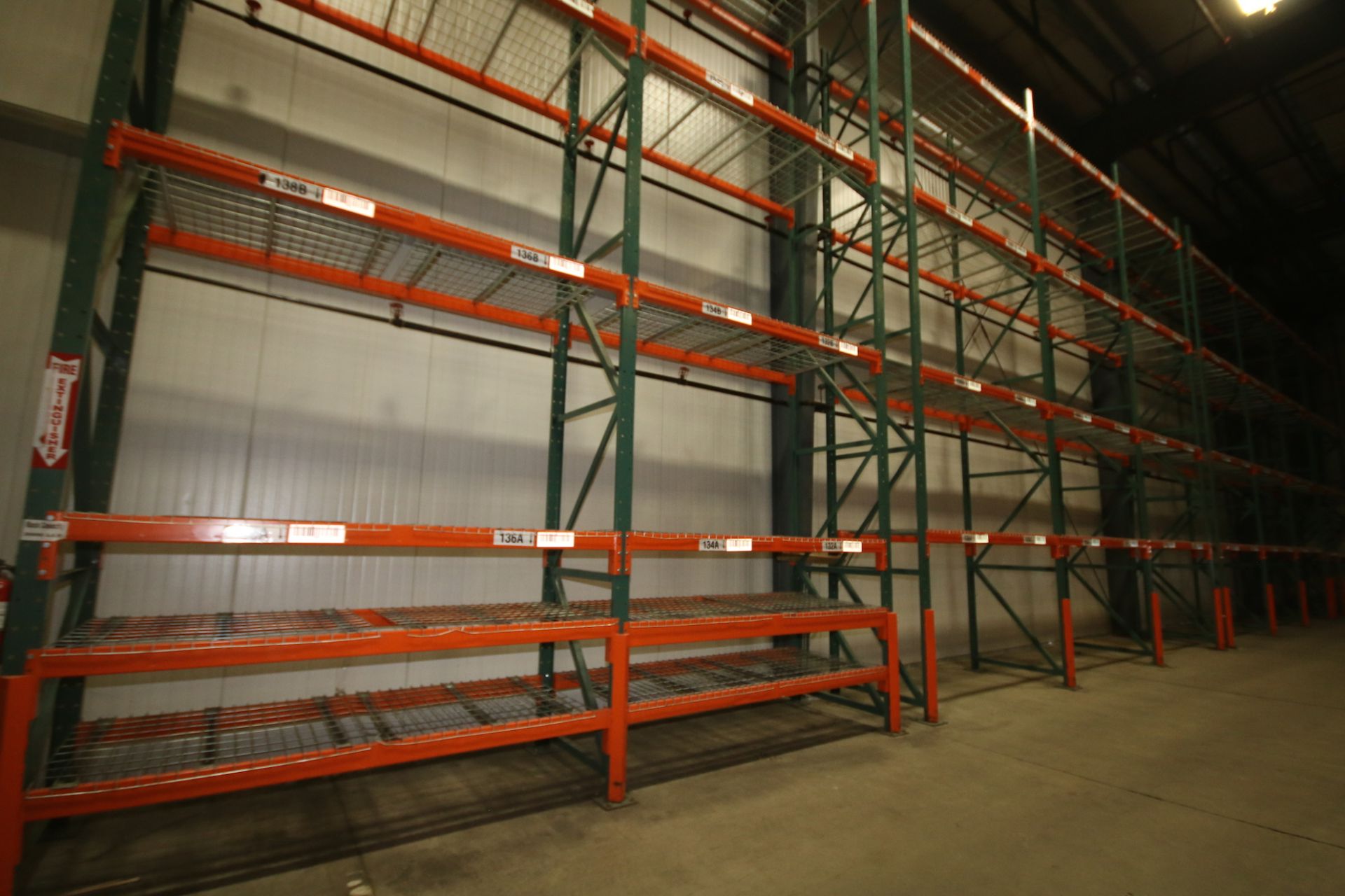 (54) Sect Pallet Racking, Bolt Type , 4" W Uprights, 8 ft L, Aprox 24 ft Uprights, with Cage B - Image 3 of 10