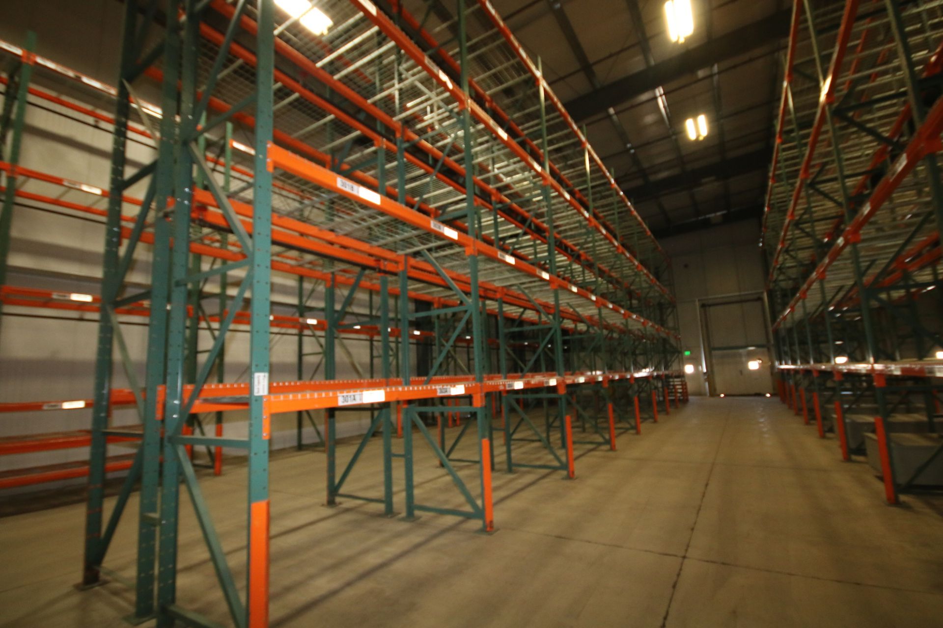(54) Sect Pallet Racking, Bolt Type , 4" W Uprights, 8 ft L, Aprox 24 ft Uprights, with Cage B - Image 5 of 10