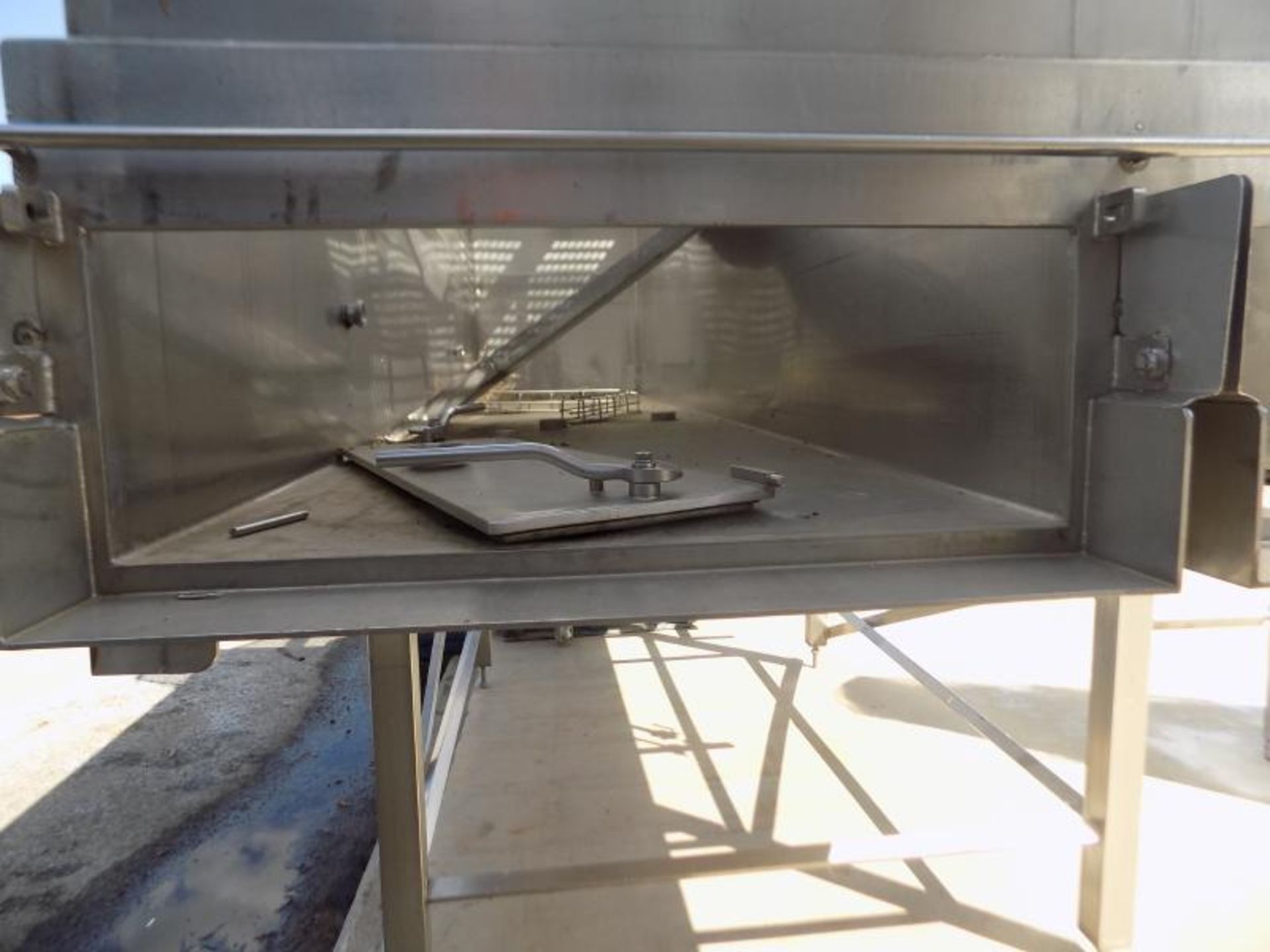Aprox. 310 cm L x 80 cm H x 150 cm W 2-Compartment Open Top S/S Cheese Vat/Tank with Divider and (2) - Image 2 of 5