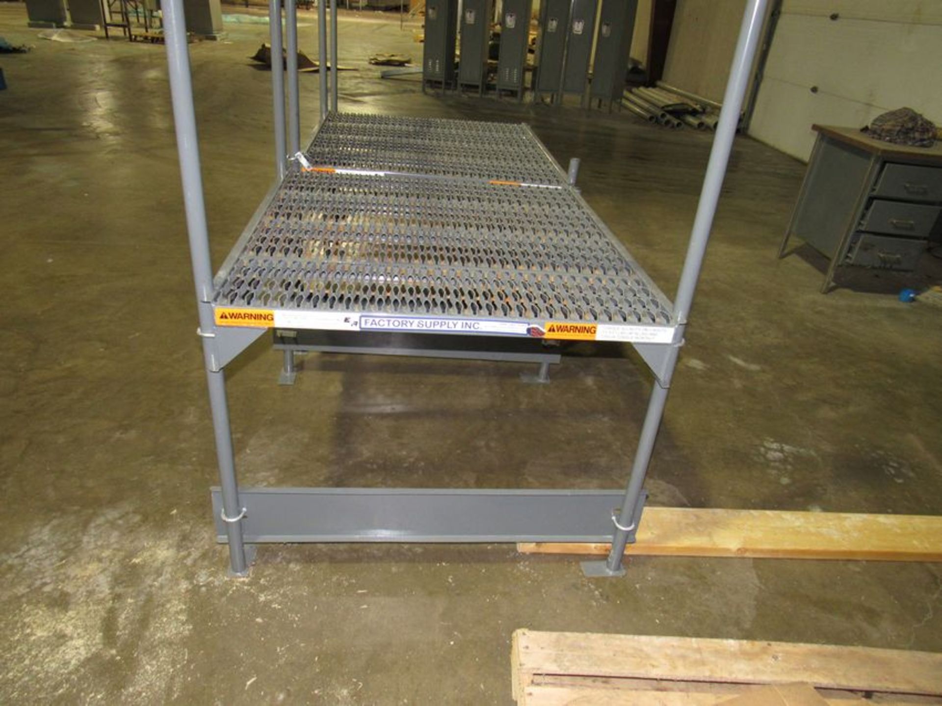 EGA Products Work Platform expandable and lockable - Two-piece 34"" wide - Removal and loading - Image 8 of 10