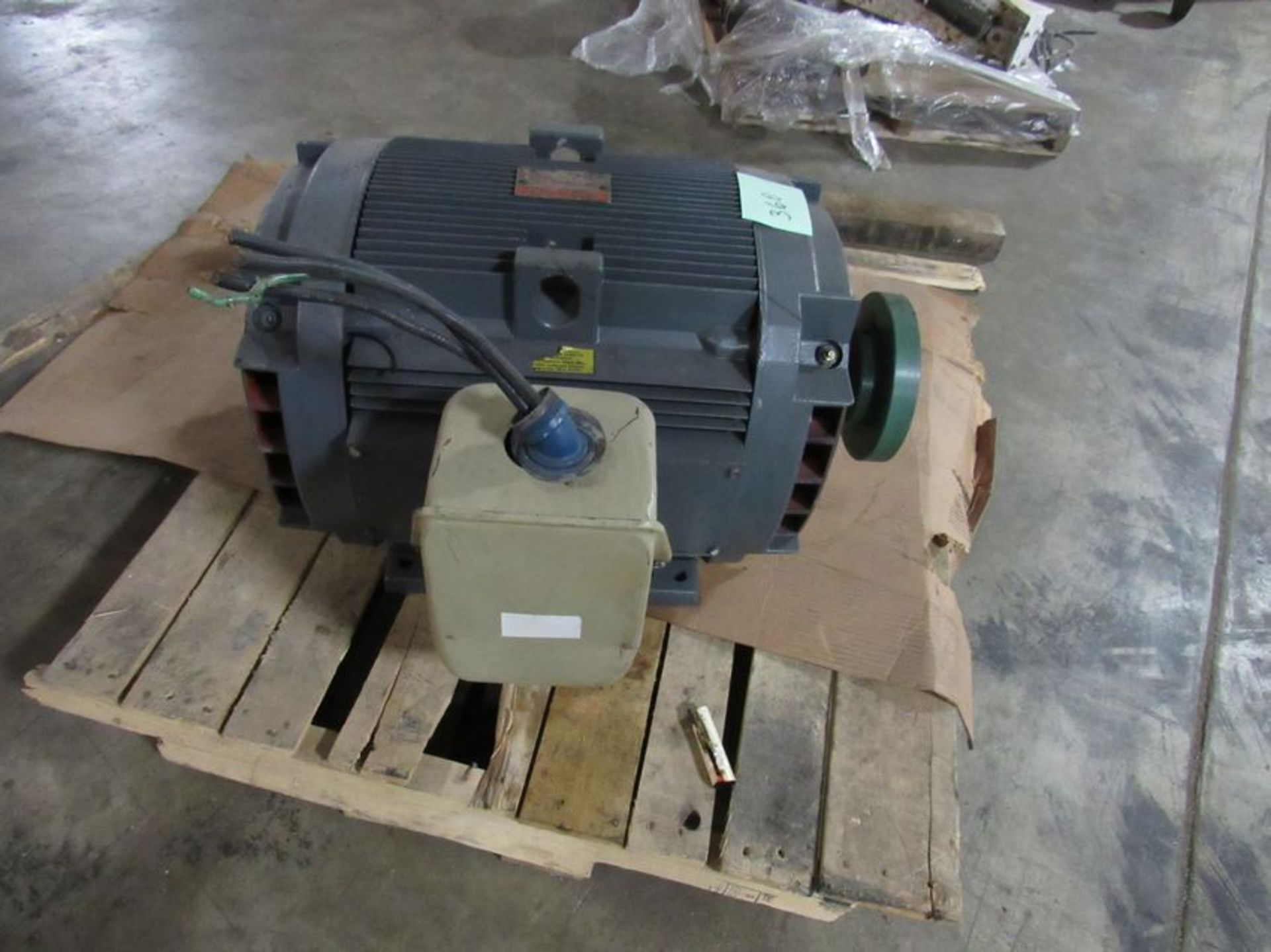 50 HP General Electric High Speed Electric Motor. 230/460 Volts, 119/59 Amps, 3555 RPM, 324TS Frame, - Image 3 of 4