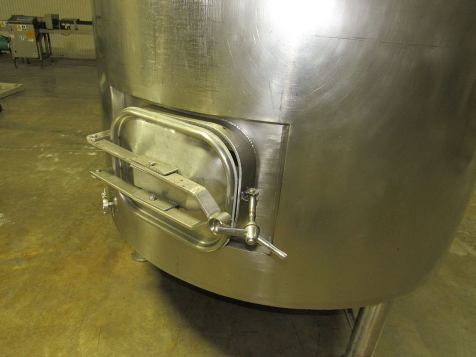 1500 liter food grade stainless steel jacketed tank in great condition. Inside approx. 4ft ft. dia - Image 7 of 11