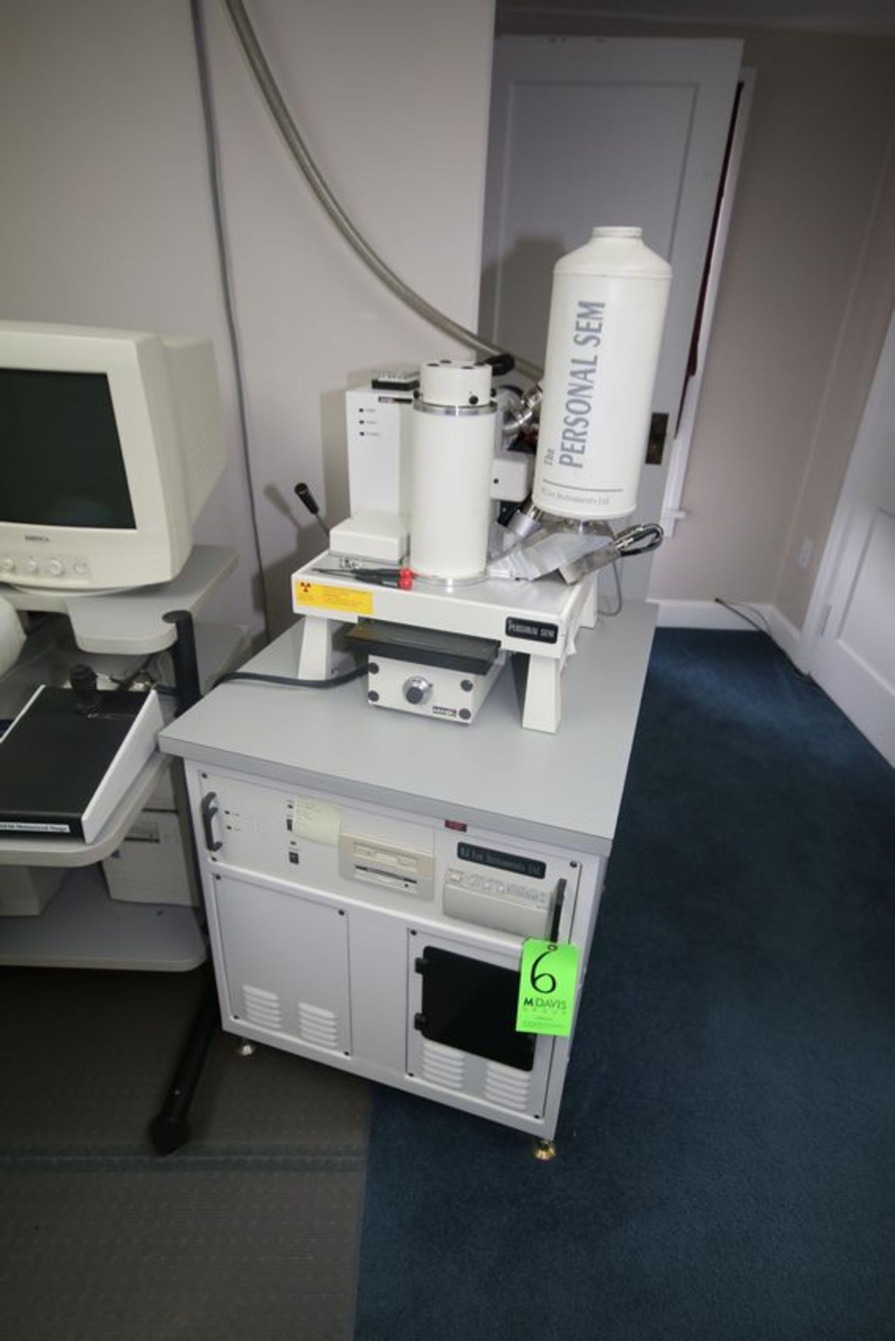 RJ Lee Instruments Ltd. Scanning Electron Microscope, S/N 04377;10043, with Agilent Tech Dry - Image 3 of 13