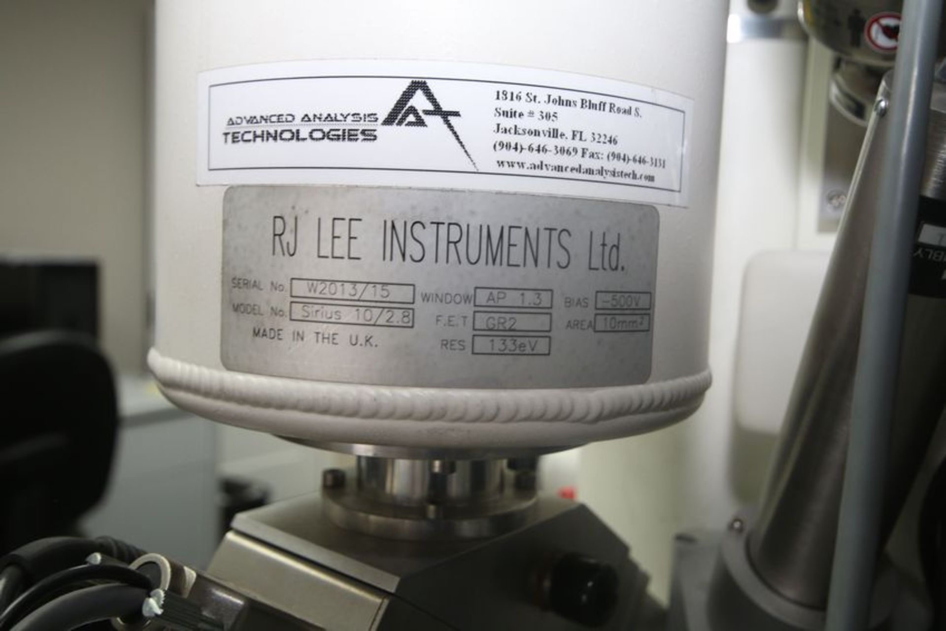 RJ Lee Instruments Ltd. Scanning Electron Microscope, S/N 04377;10043, with Agilent Tech Dry - Image 8 of 13