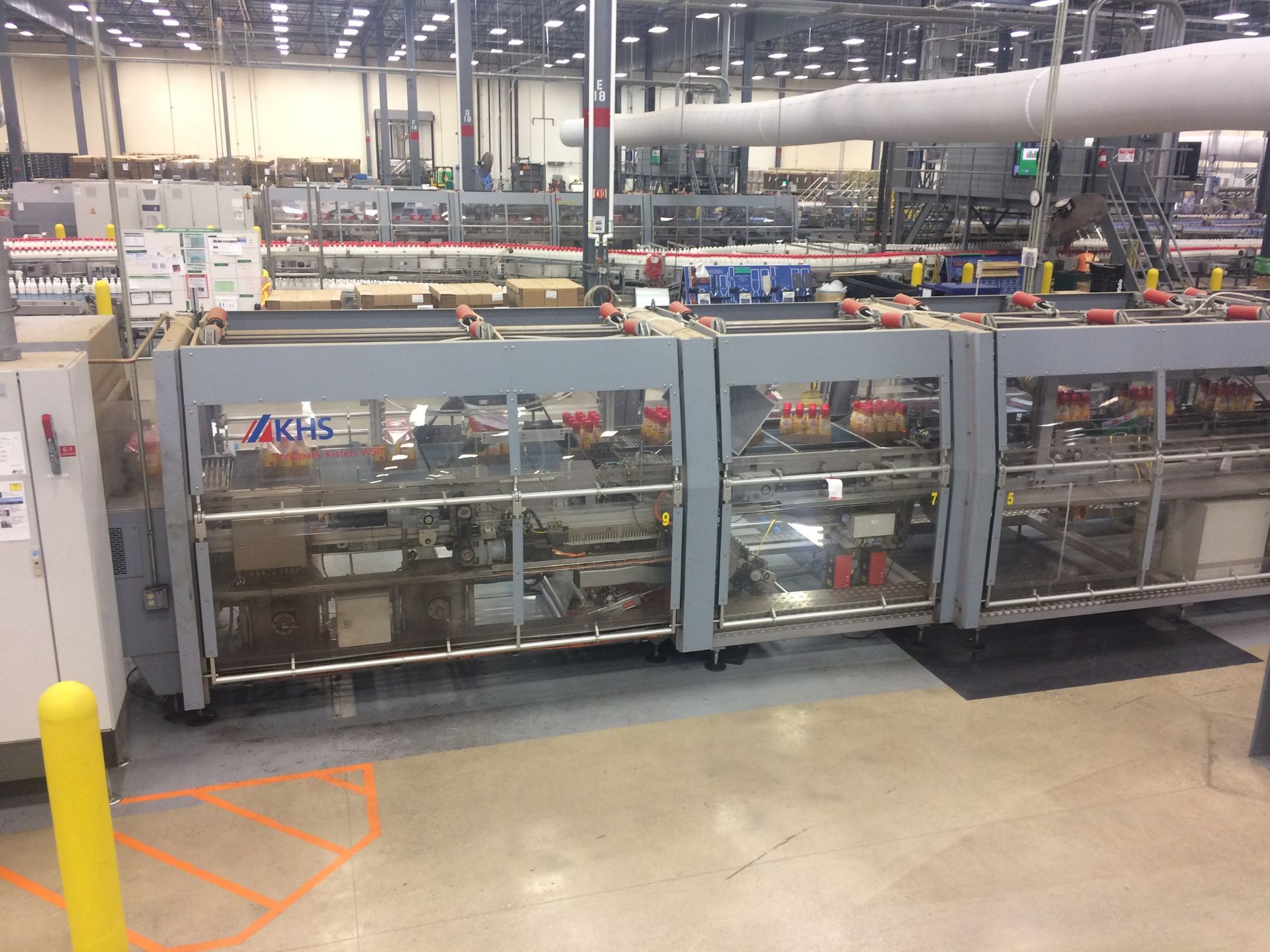 2007 KHS Innopack Kisters WSP Wrap Around Shrink Packer, Previously Running 12 Packs of 32oz